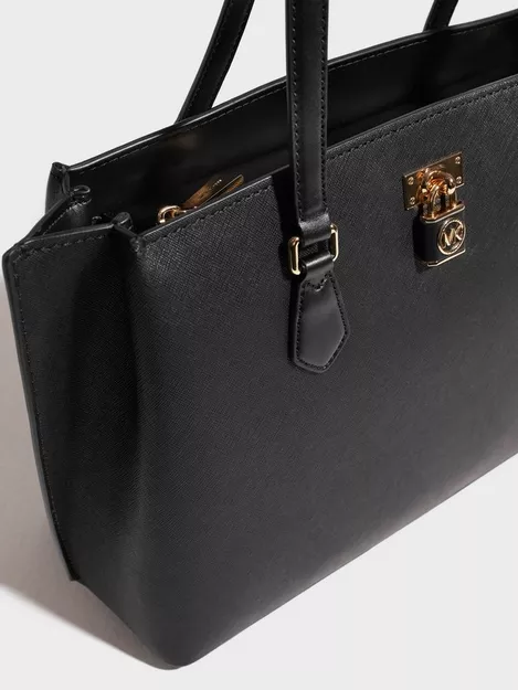 michael kors black saffiano purse
