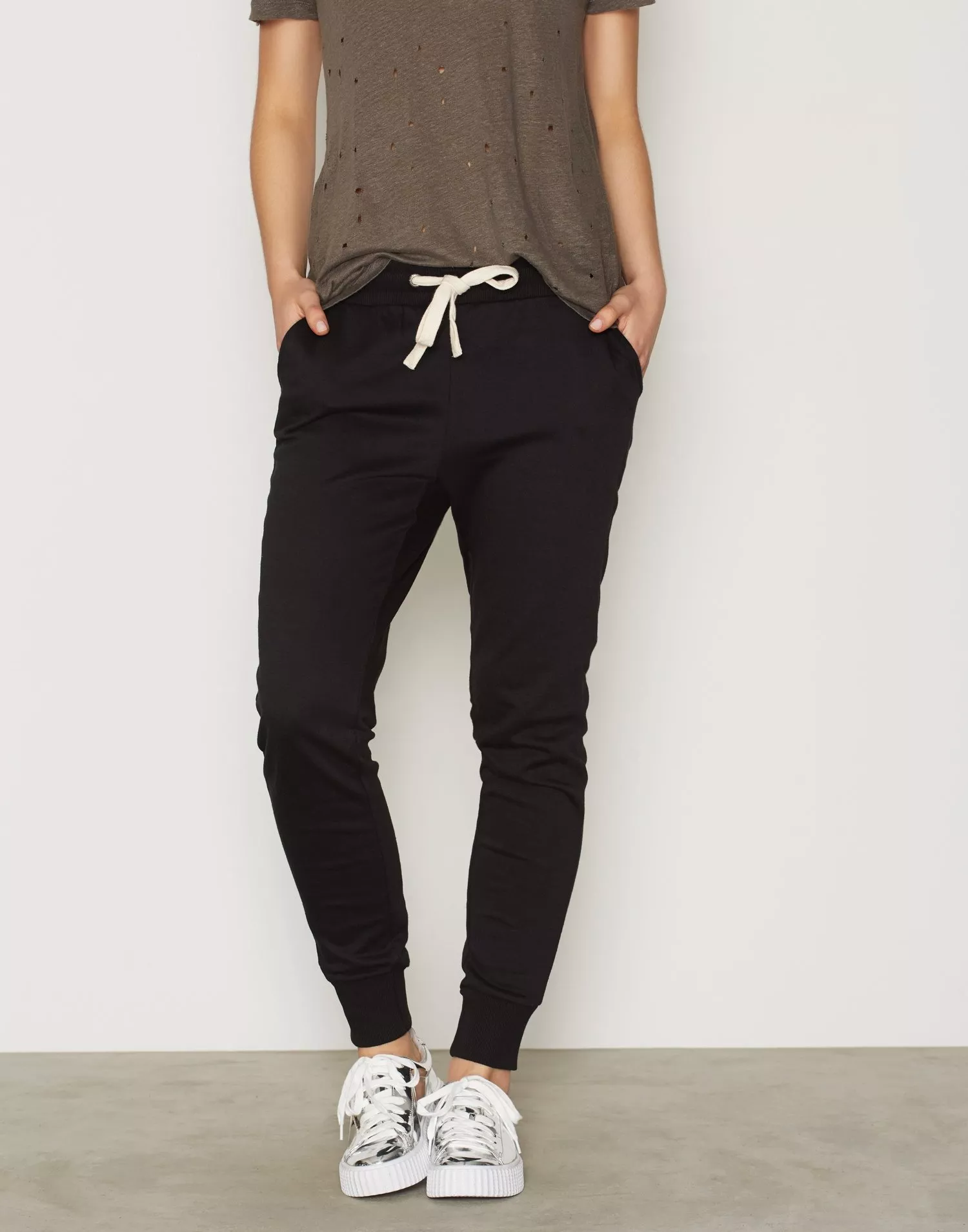 Buy Noisy May NMCHRISTIAN NW SWEAT PANT B - Black | Nelly.com