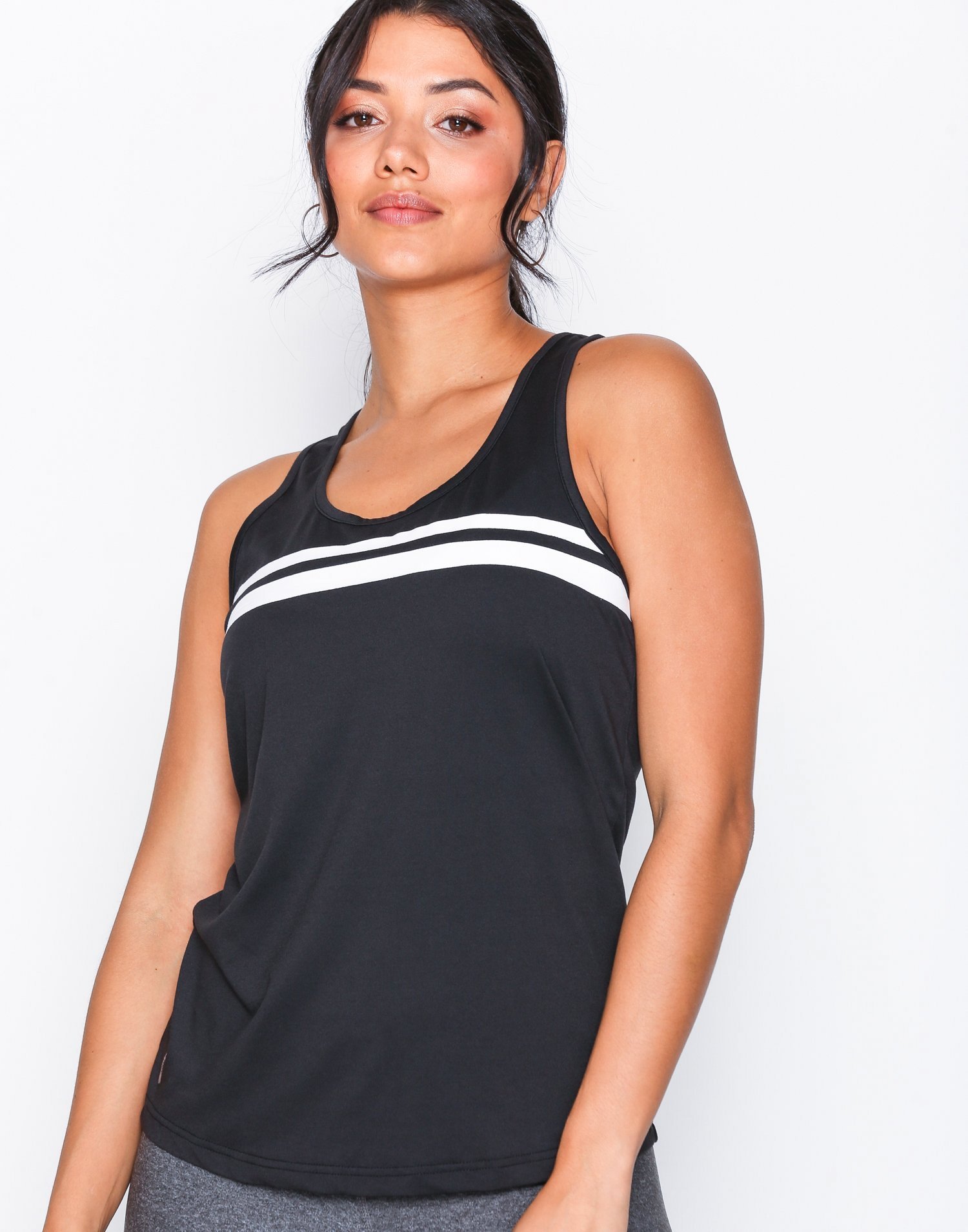 Nelly.com SE - onpREBECCA TRANING TANK TOP 199.00