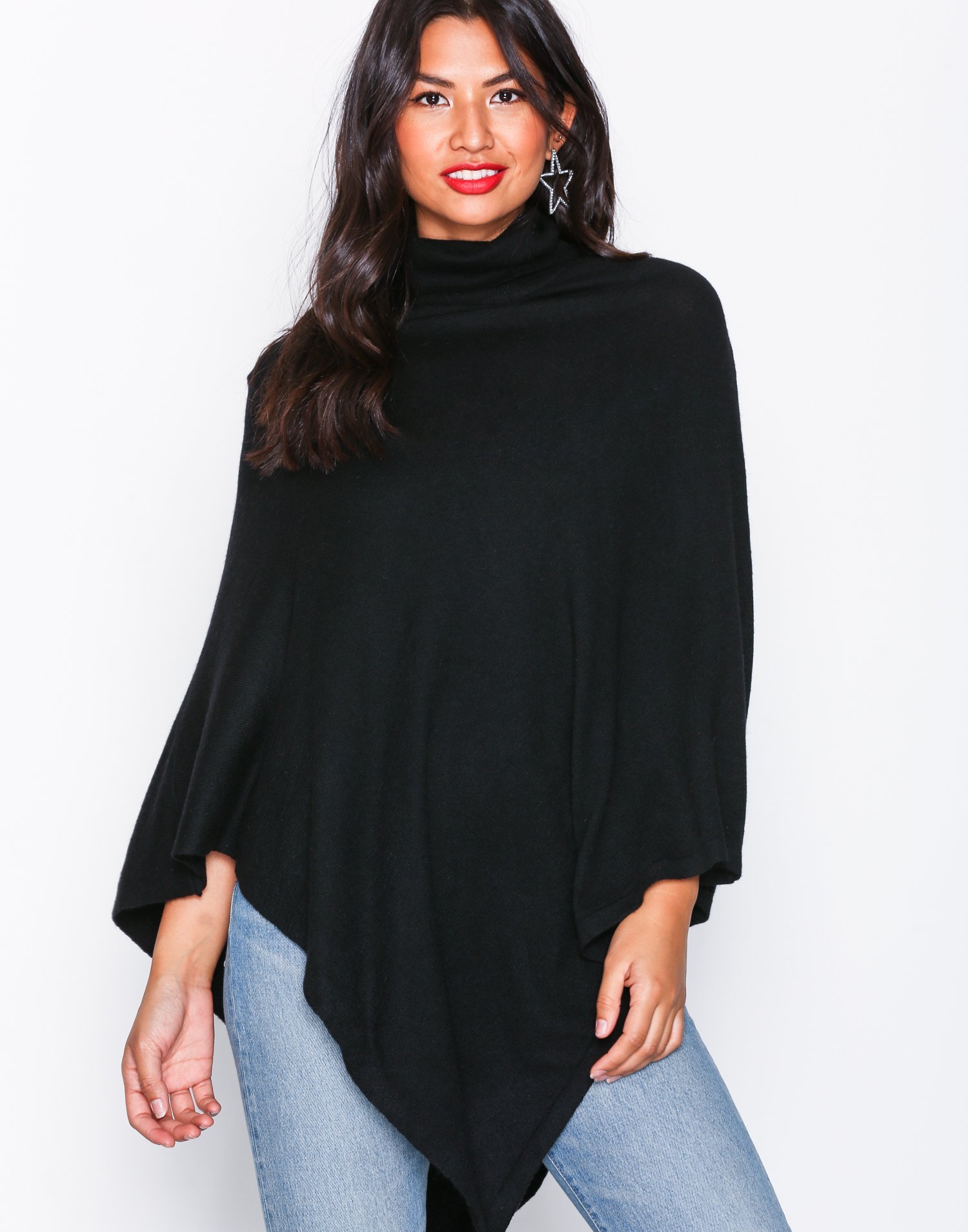 Nelly.com SE - PCFEELS WOOL PONCHO 298.00