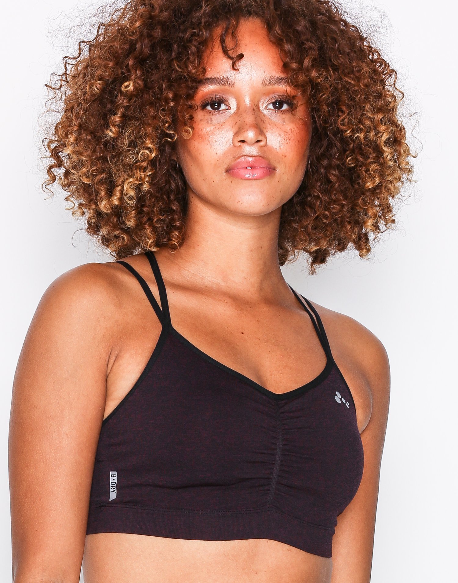 Nelly.com SE - onpFREESIA YOGA SEAMLESS BRA 179.00