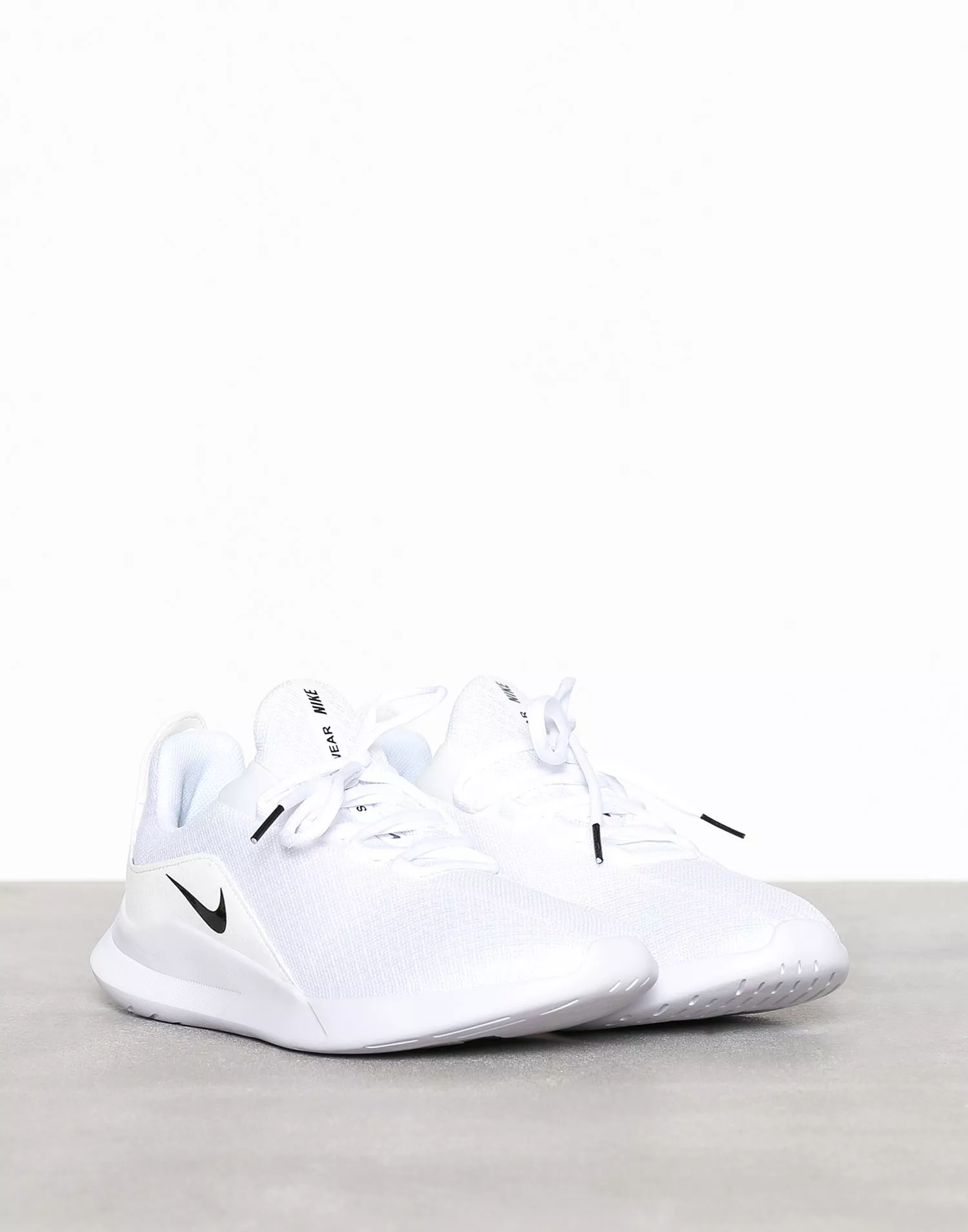 Tenis nike viale online blancos