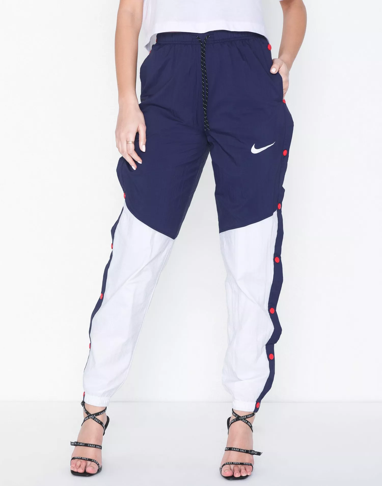 Nike cheap pant popper