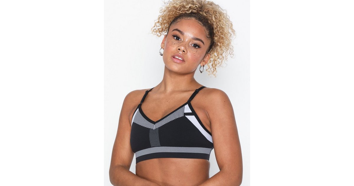 Nike FLYKNIT INDY BRA 