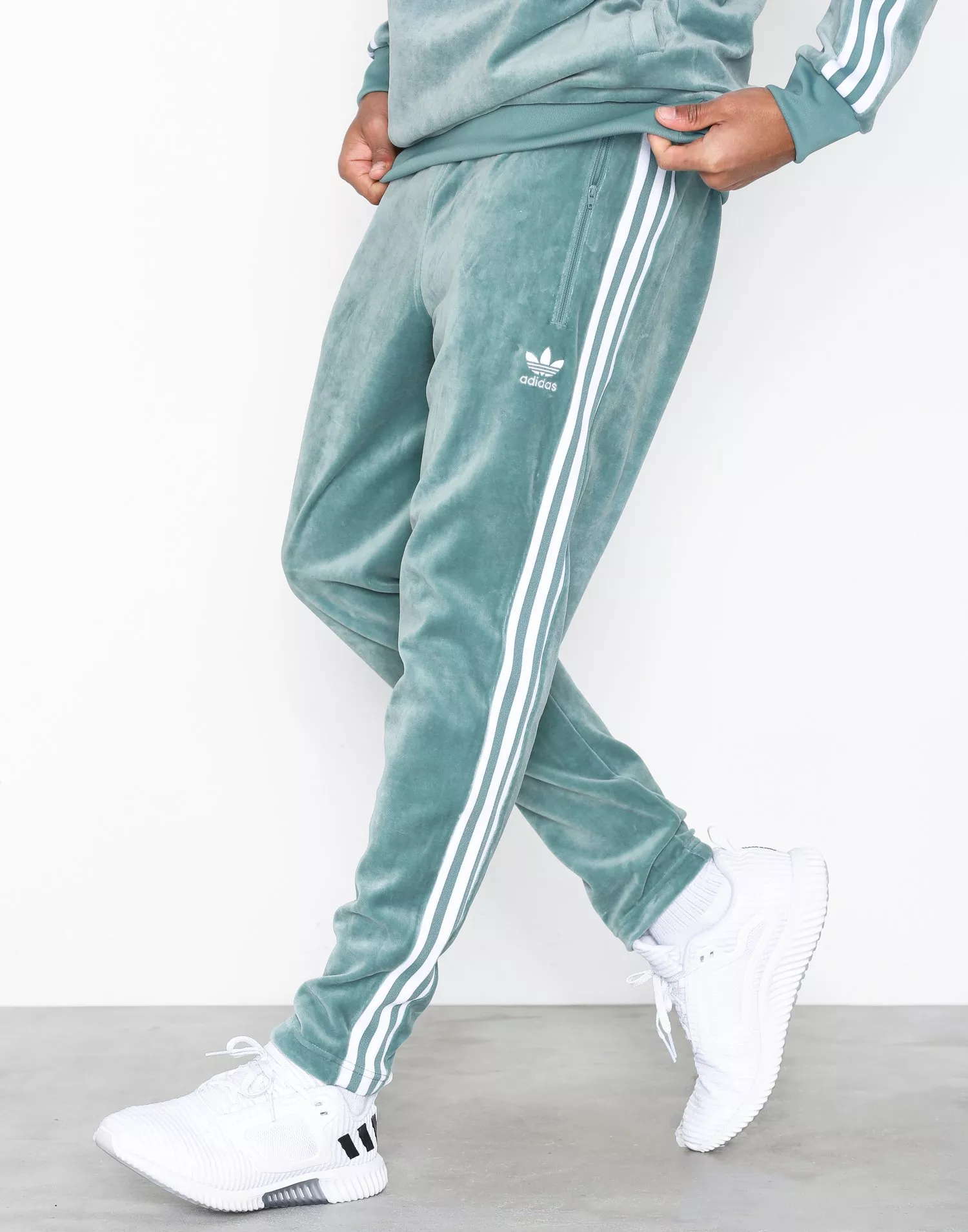 Adidas store cozy velour