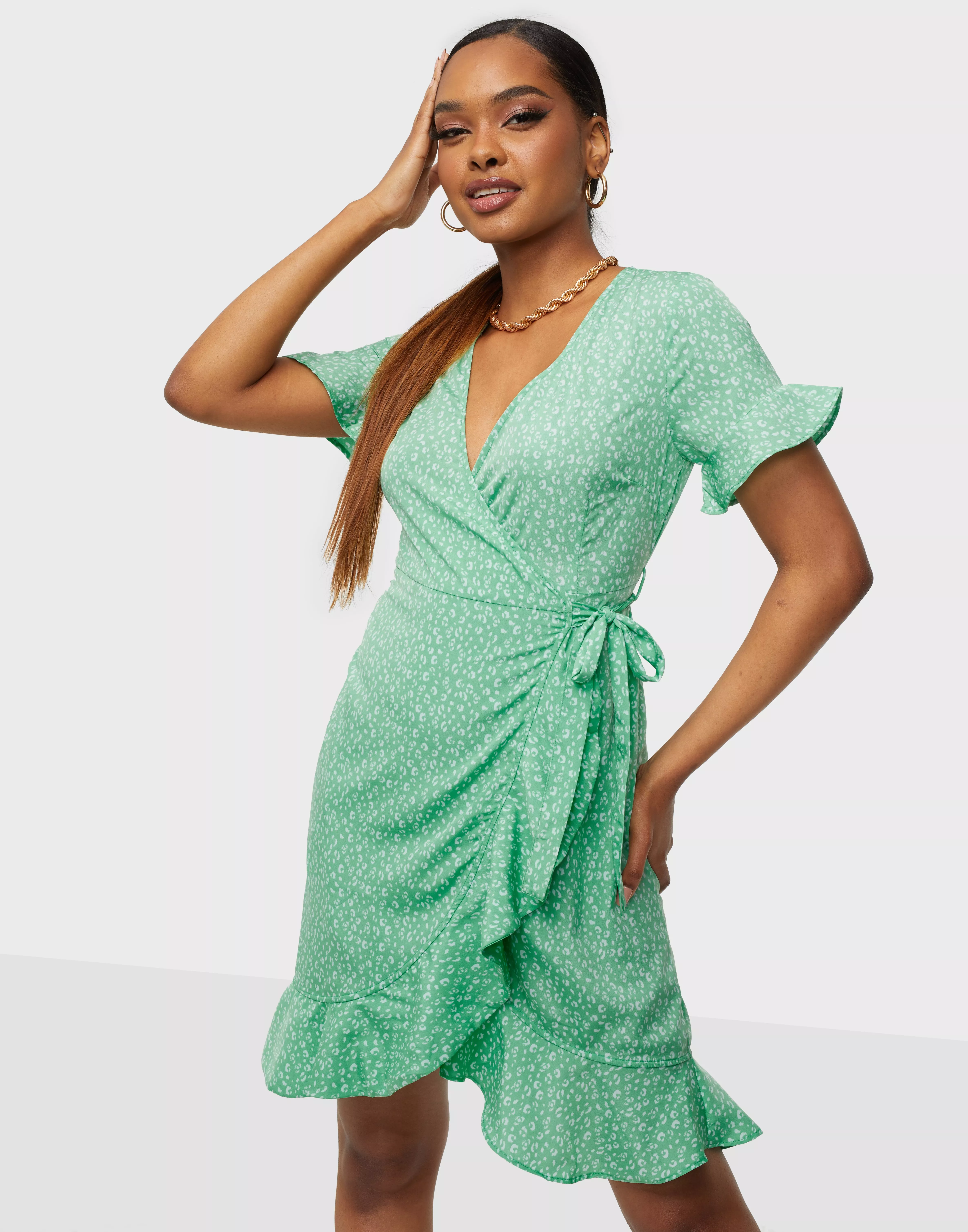 vaskepulver bjærgning meteor Buy Vero Moda VMHENNA 2/4 WRAP FRILL DRESS NOOS - Jade Cream Loula |  Nelly.com