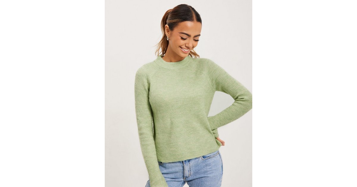 Köp Pieces PCELLEN LS O-NECK KNIT NOOS BC - Swamp | Nelly