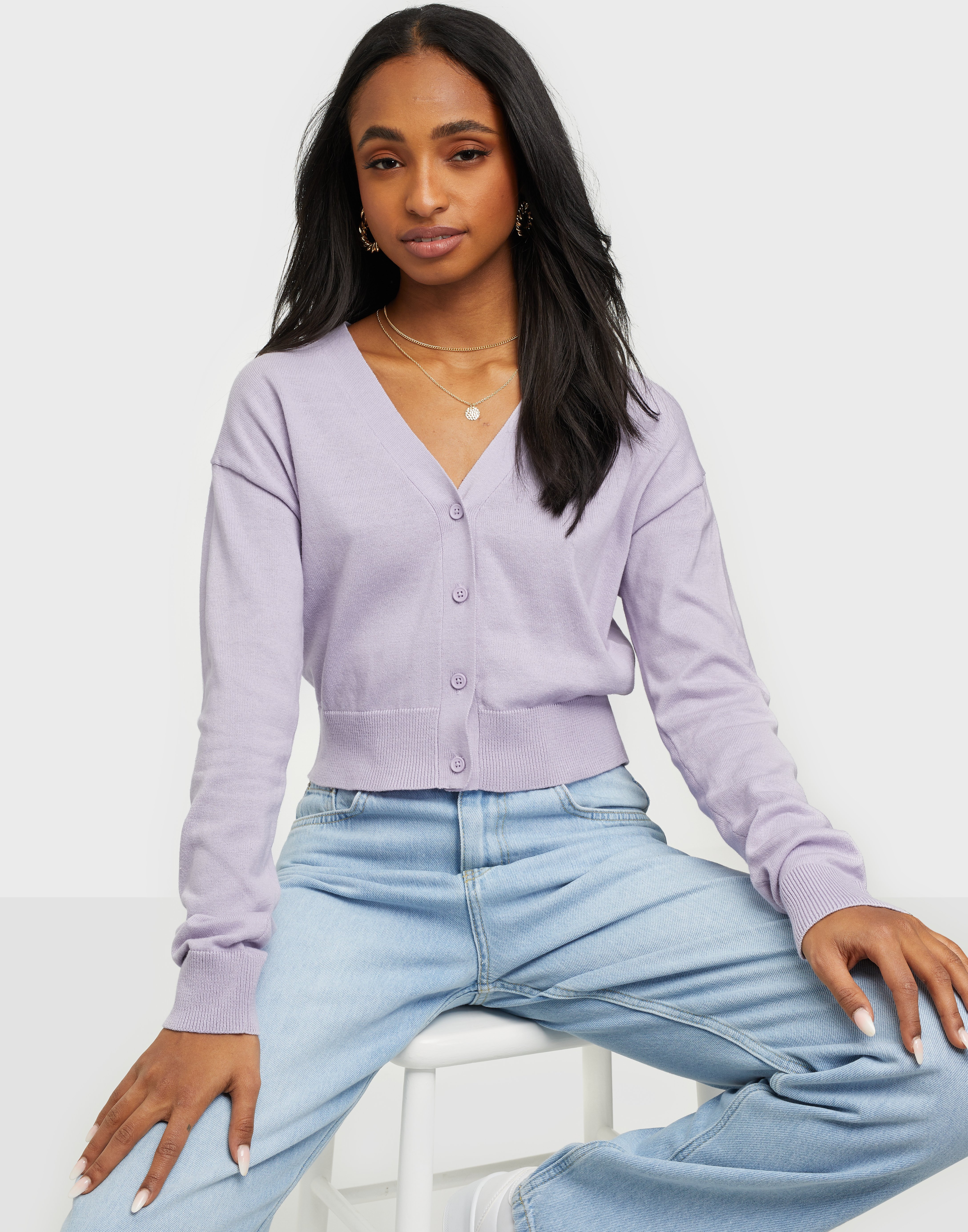 purple cardigan cropped