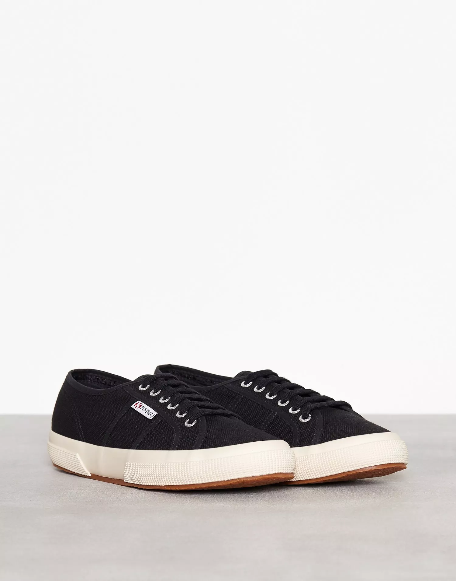 Superga black cotu clearance classic