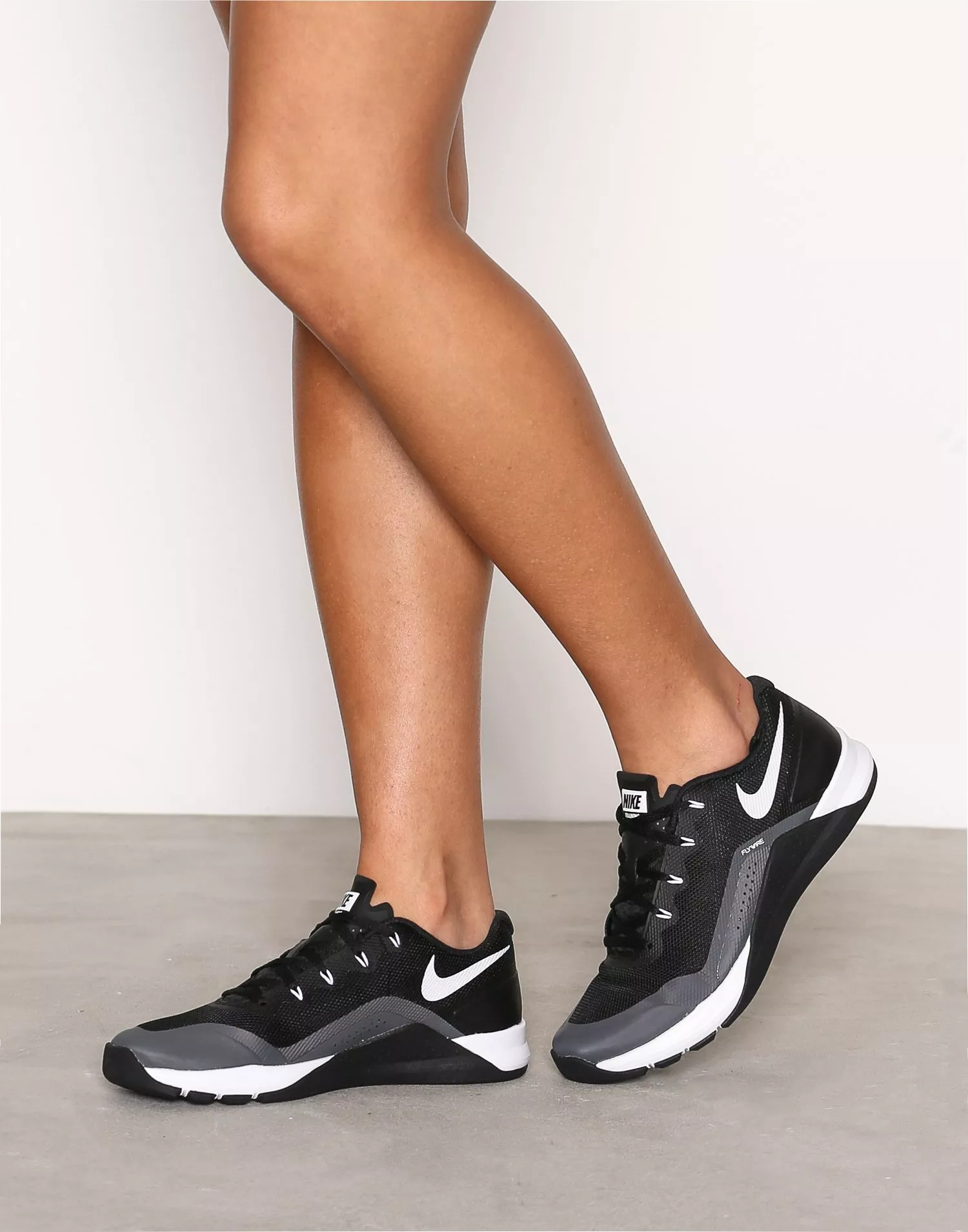 Nike metcon store repper women's