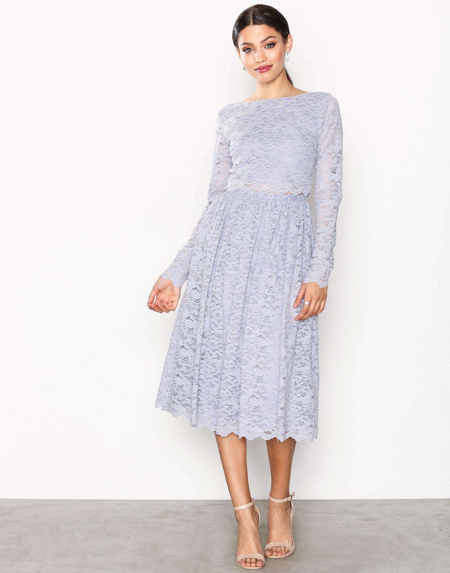 Lace Dream Midi Dress