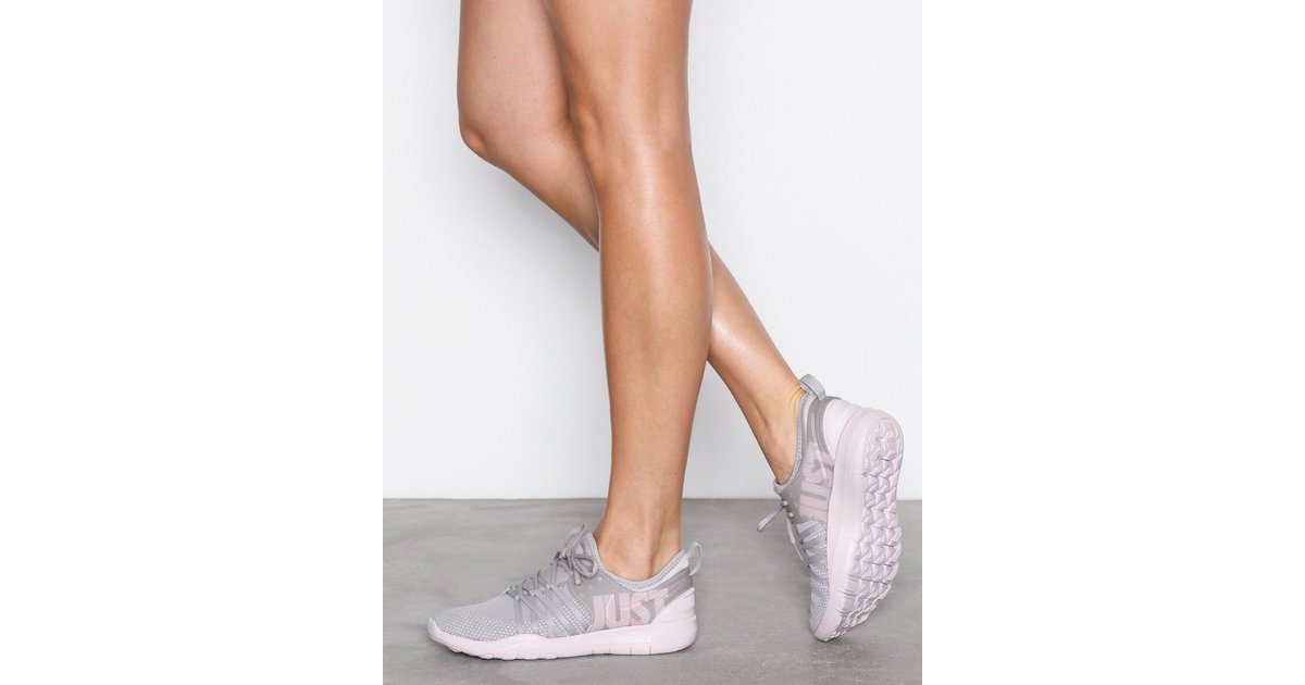 Nike free tr7 femme on sale beige