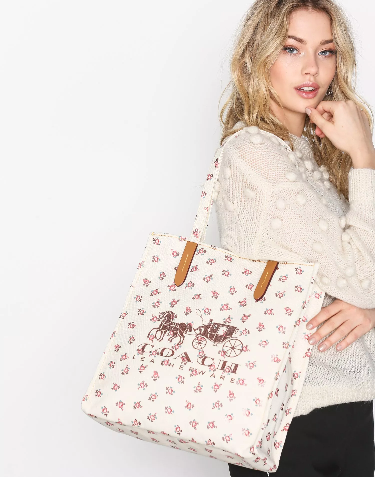 Coach grove tote discount with horse and carriage