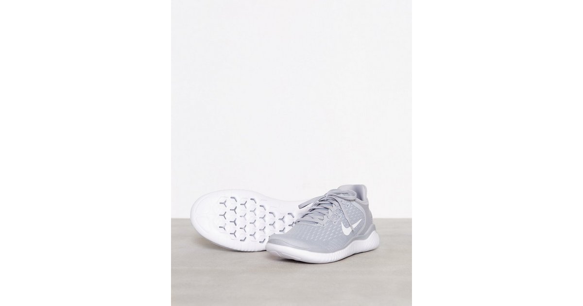 Free rn clearance 2018 flyknit grey