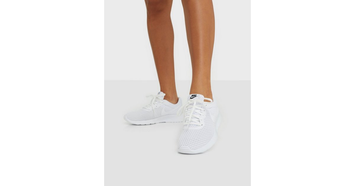 Nsw wmns cheap nike tanjun