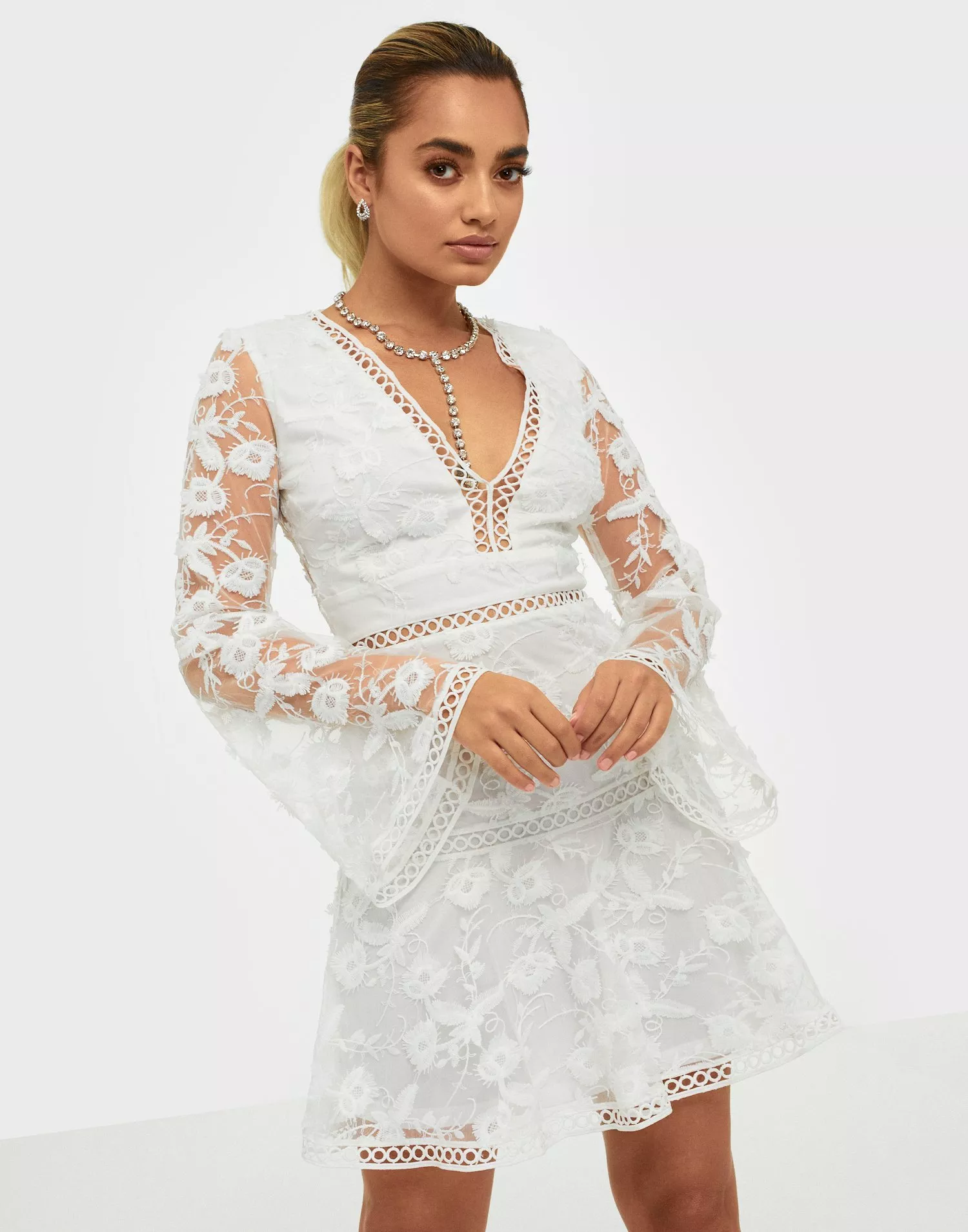 Love triangle shop white lace dress