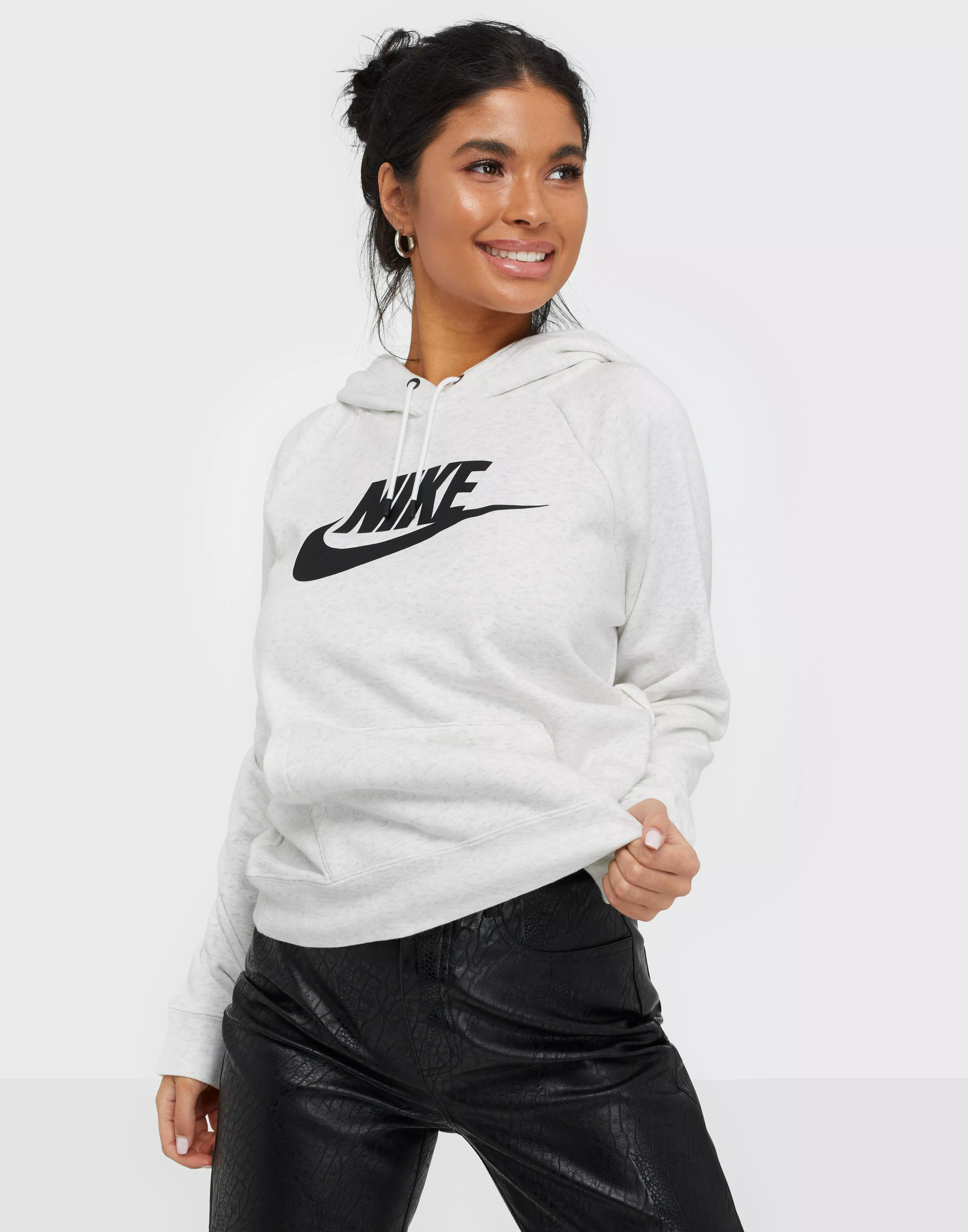  Nike W NSW ESSNTL Hoodie PO HBR : Clothing, Shoes