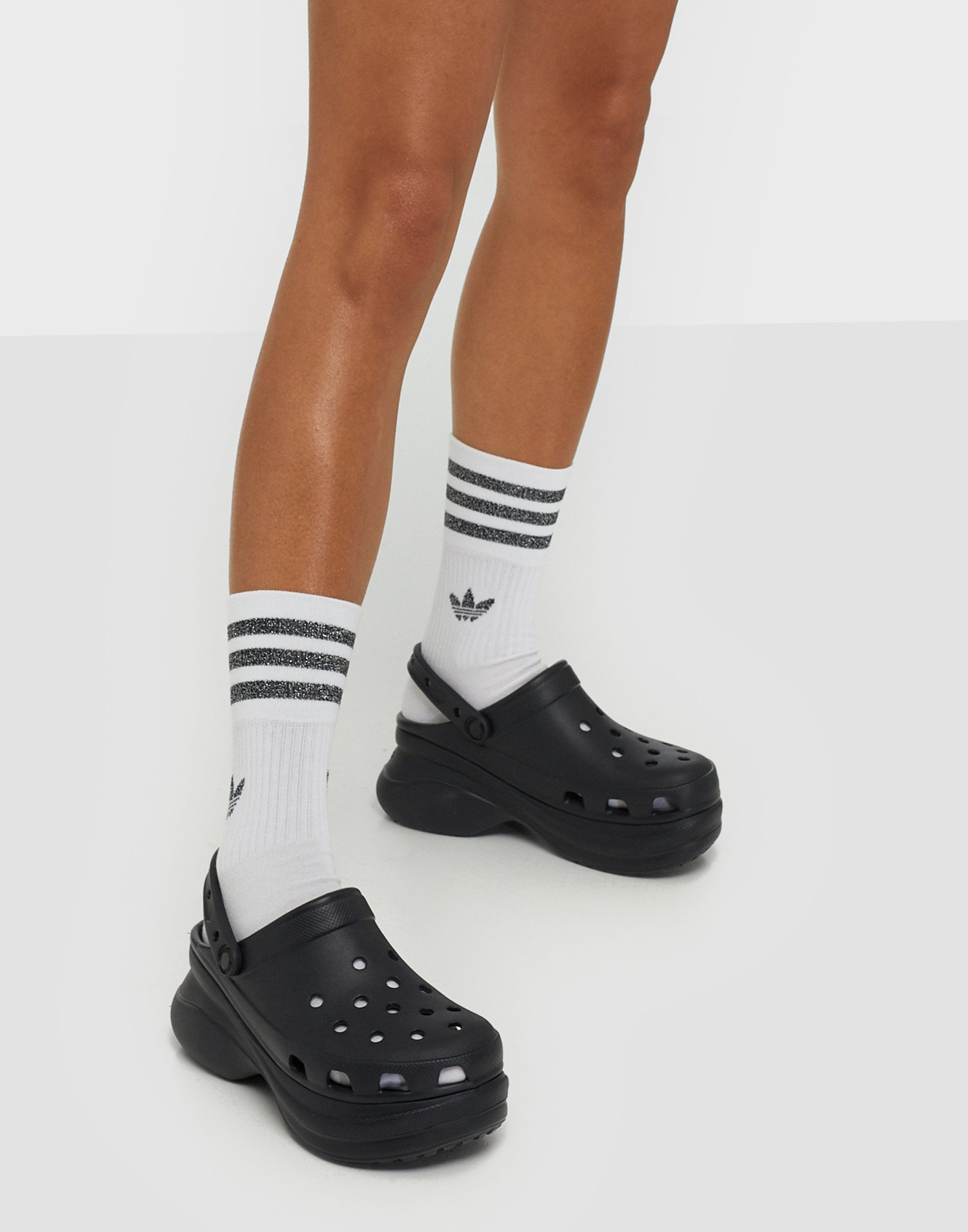 crocs classic bae