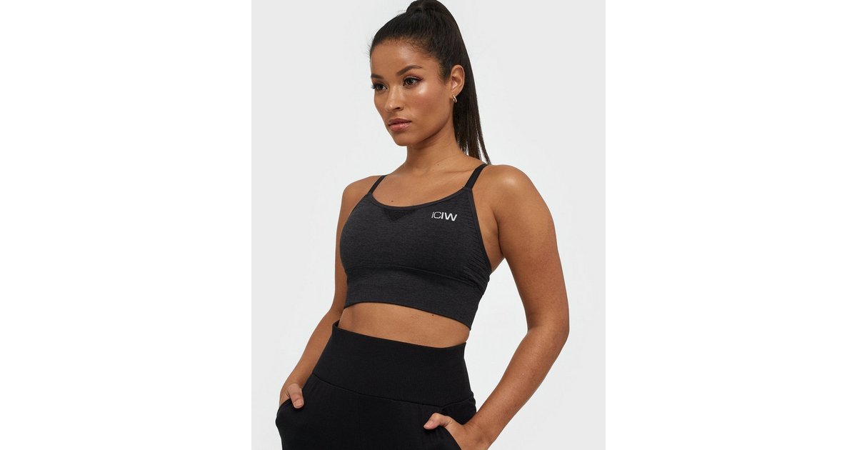 Dynamic Seamless Sports Bra