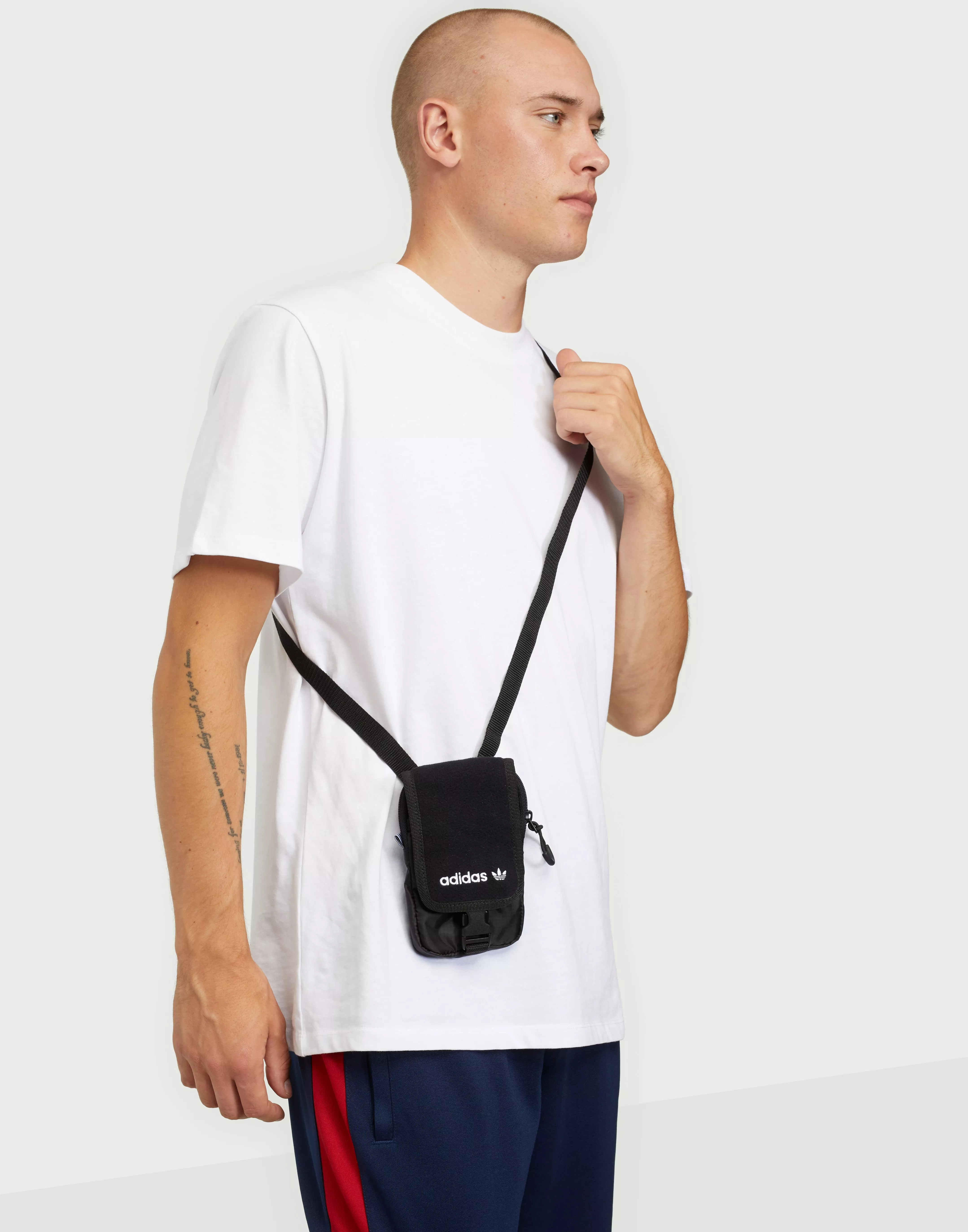 Adidas originals logo strap best sale crossbody bag