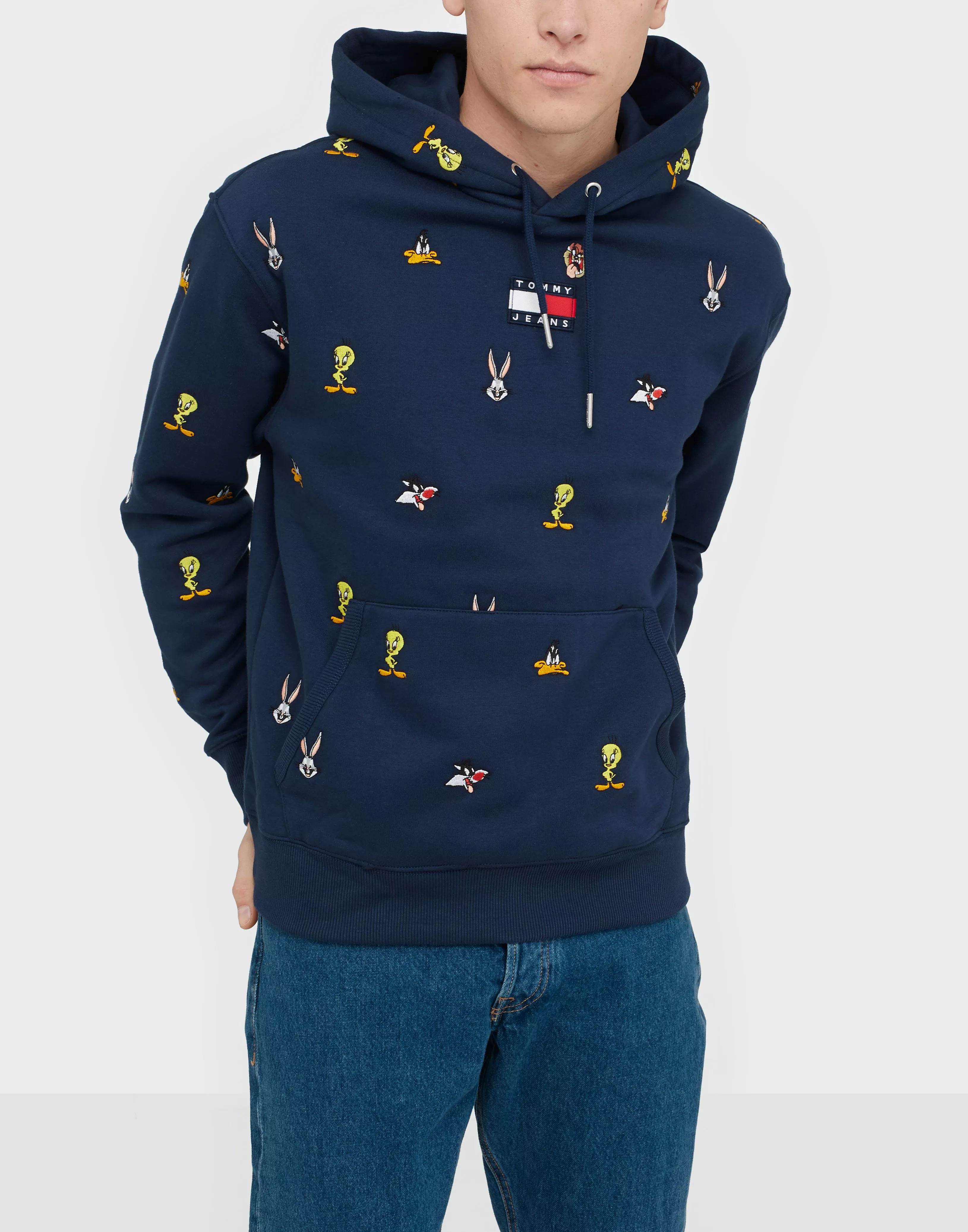 Looney tunes discount hoodie tommy jeans