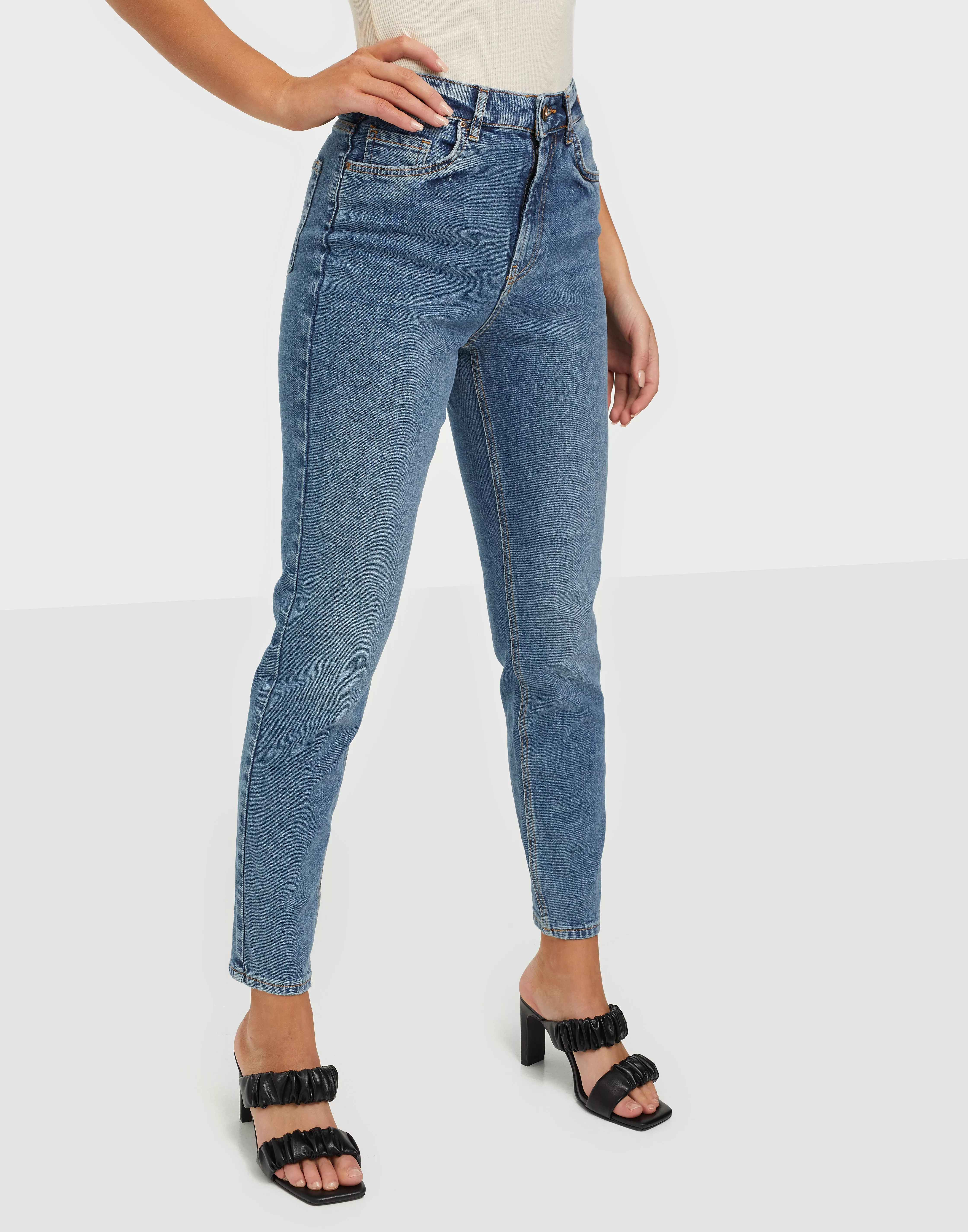 HIGH WAISTED MOM JEAN Z0642 ME