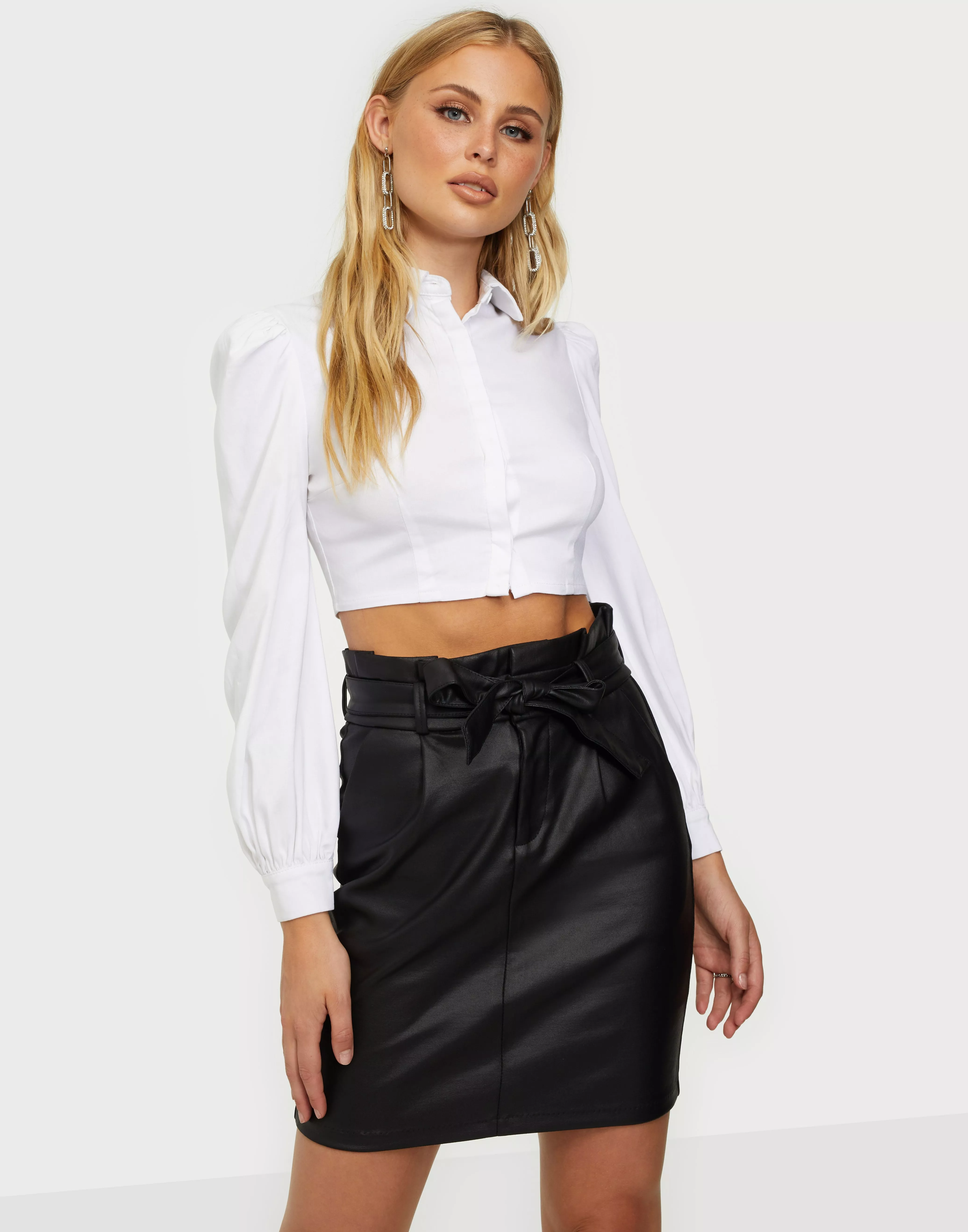 Buy Vero Moda VMEVA HR PAPERBAG SHORT COATED SKT Black Nelly