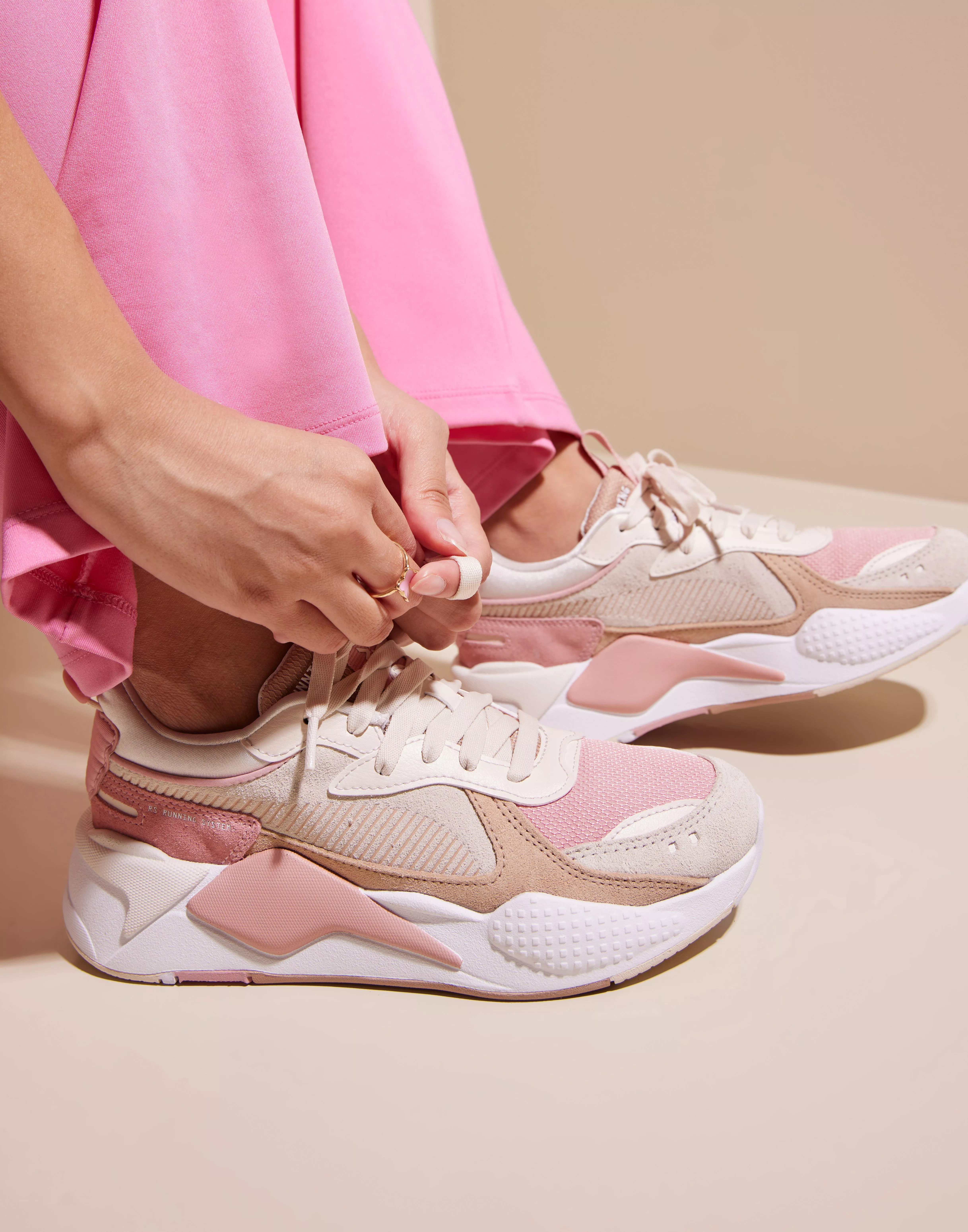 Puma rsx store reinvention pink