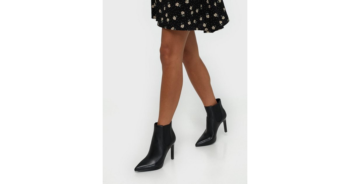 Brielle bootie best sale michael michael kors