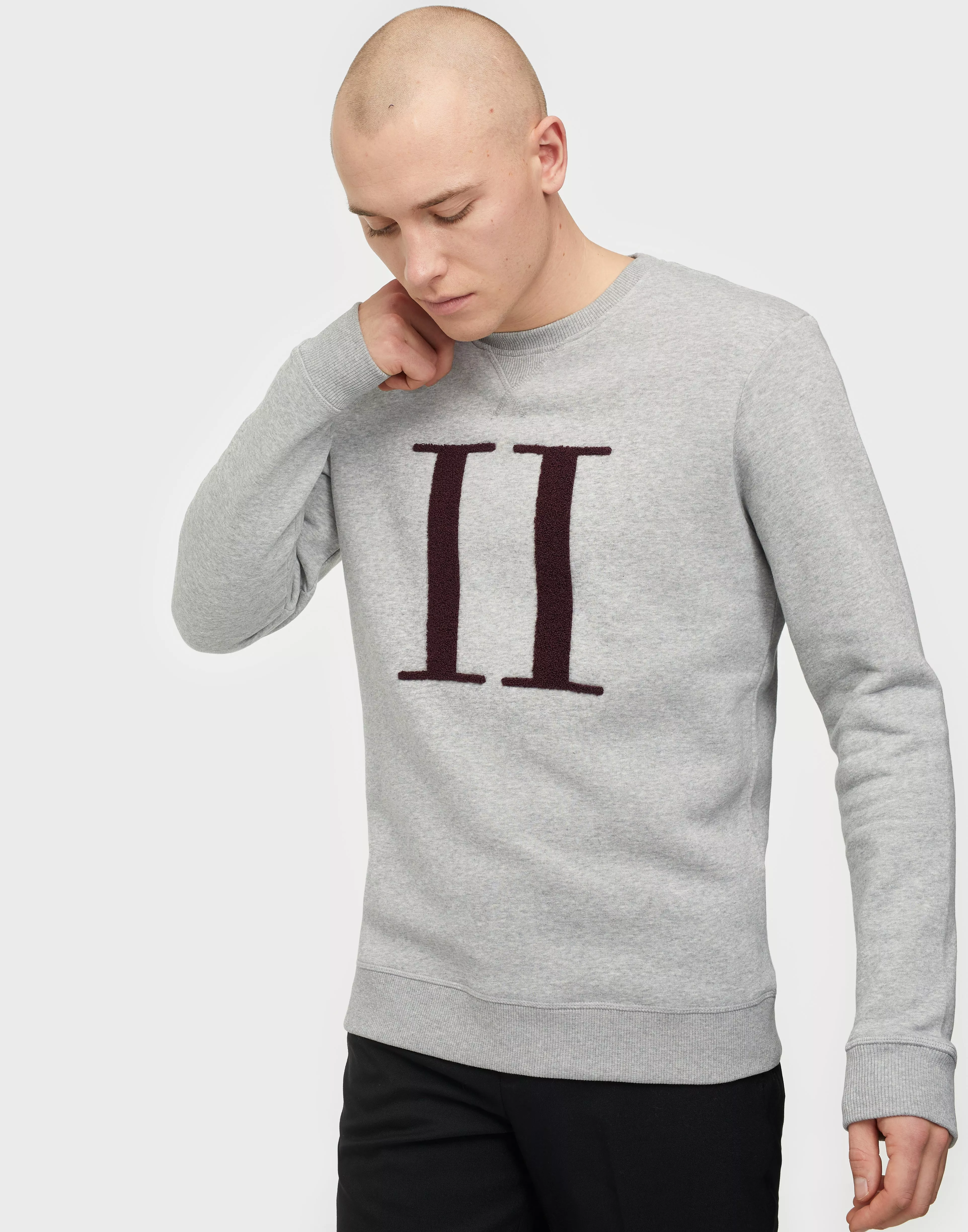 Les store deux sweater