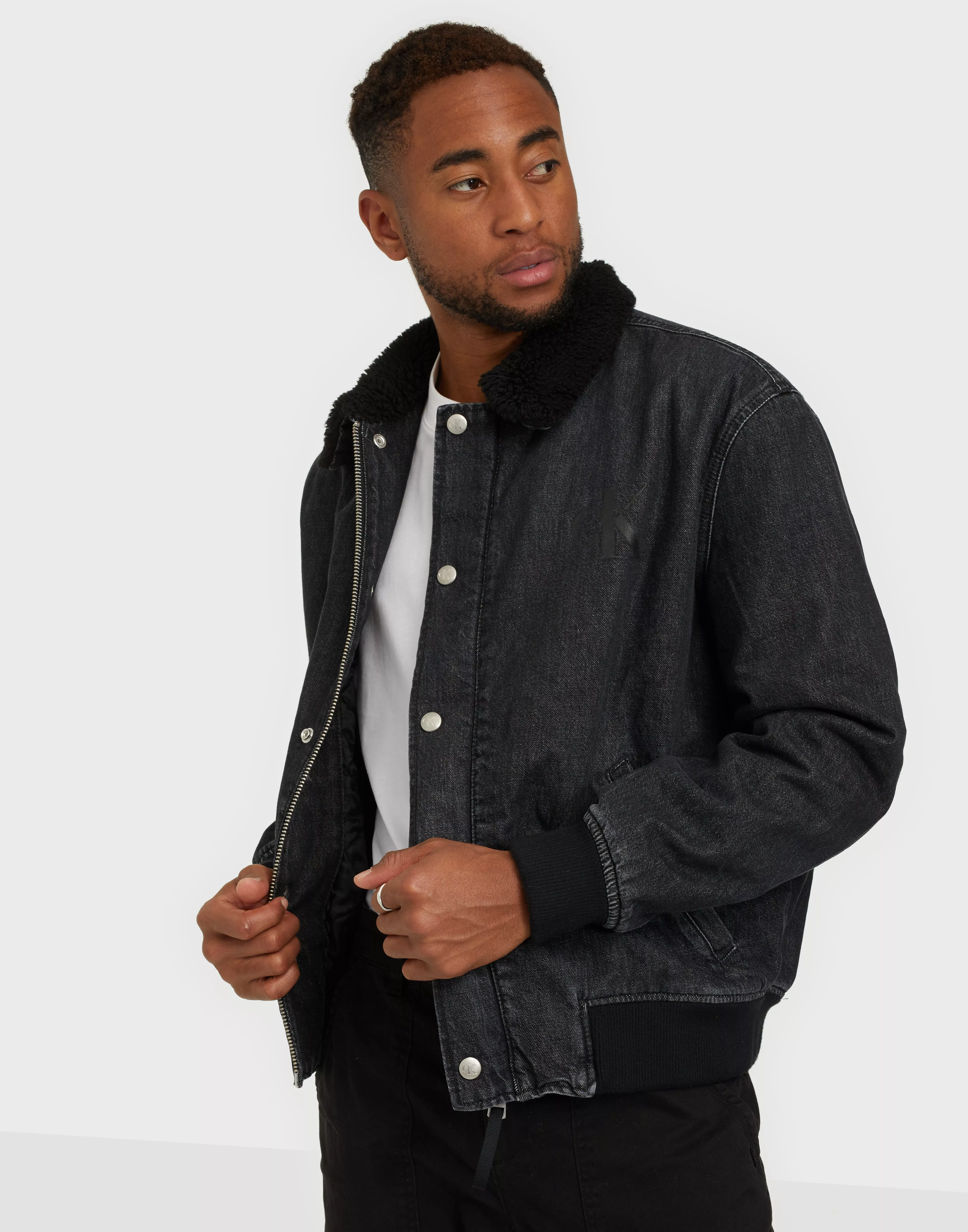 Black sherpa 2024 bomber jacket