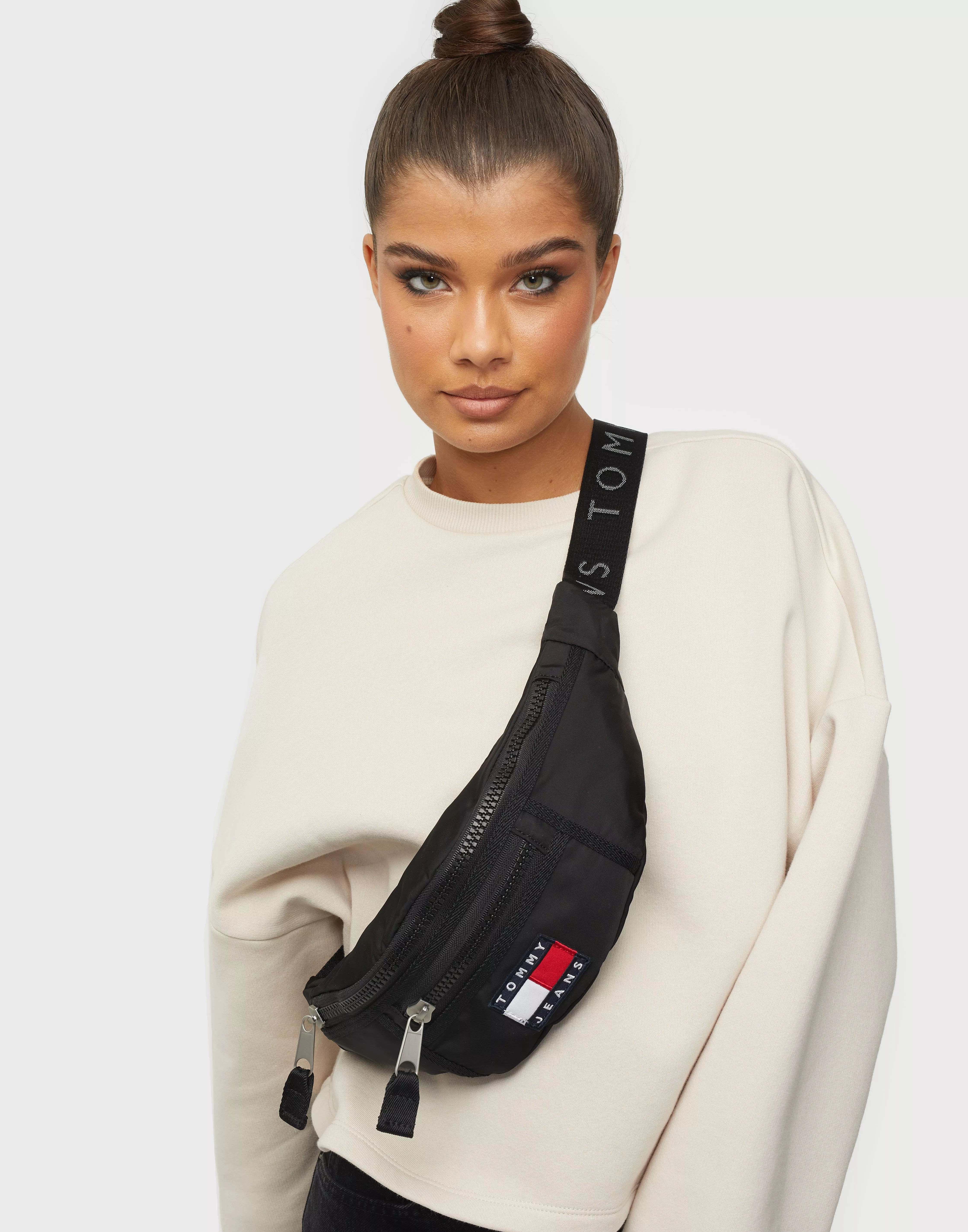 Tommy jeans logo outlet bumbag