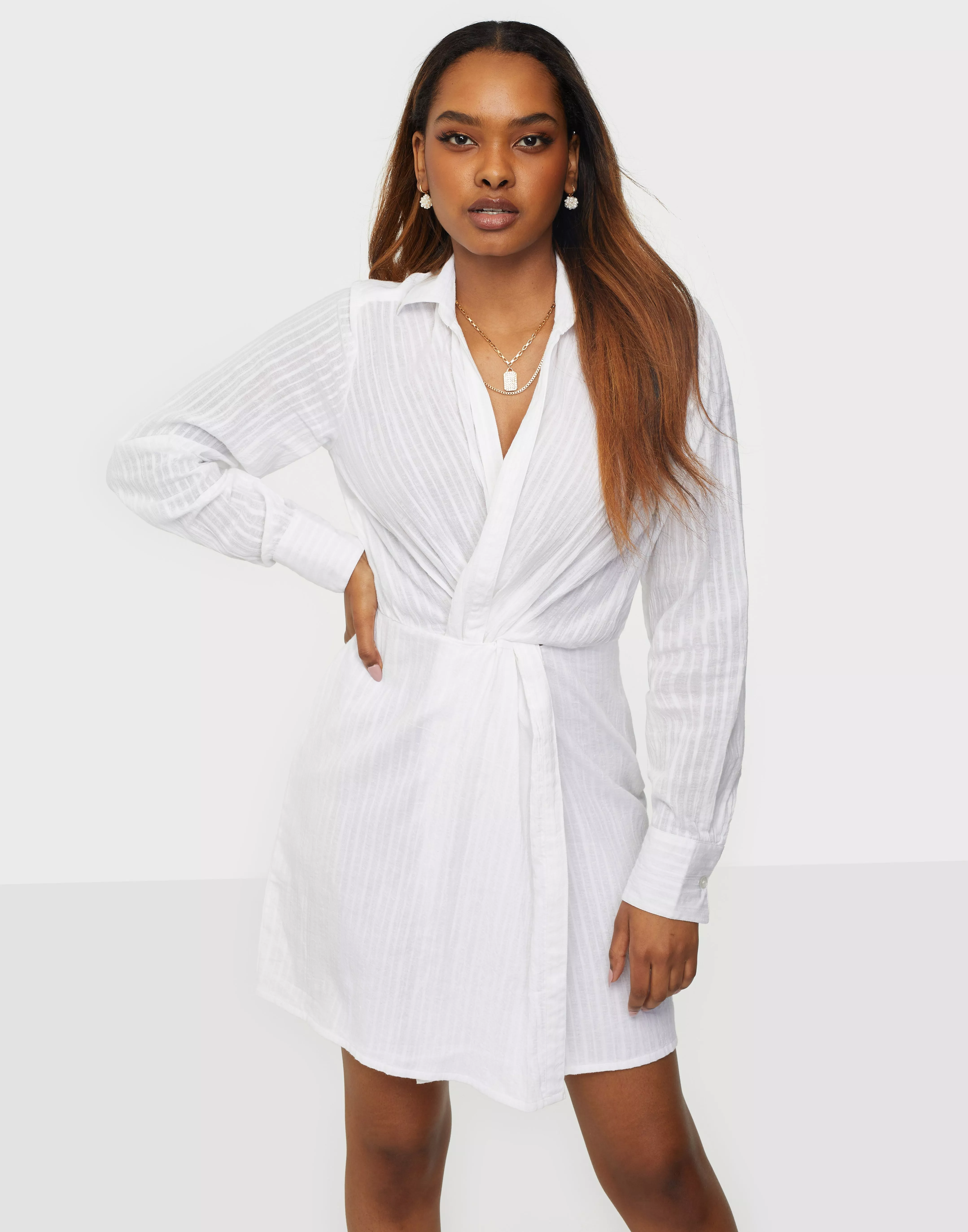 White twist shirt clearance dress