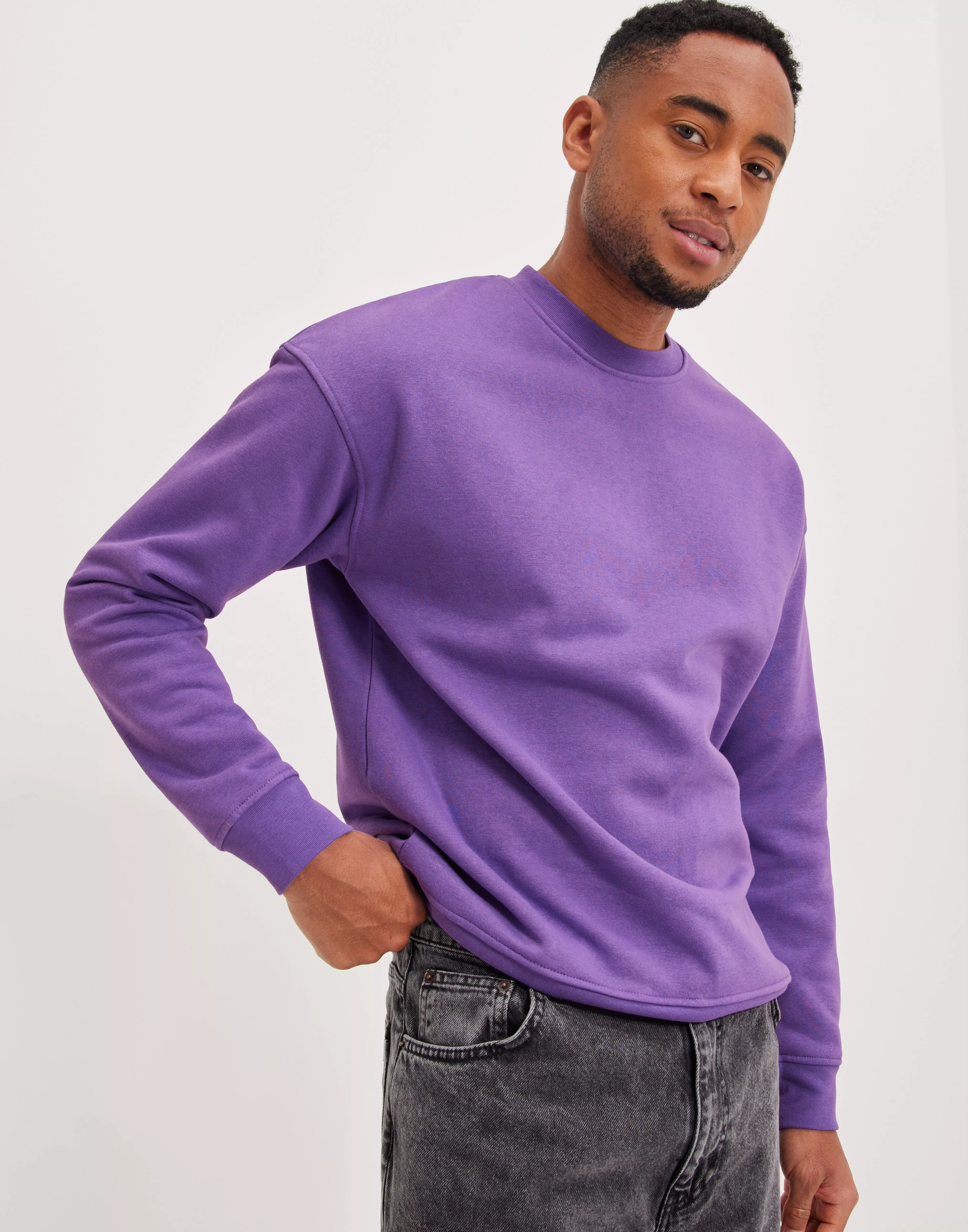 Lavender crew sales neck sweatshirt