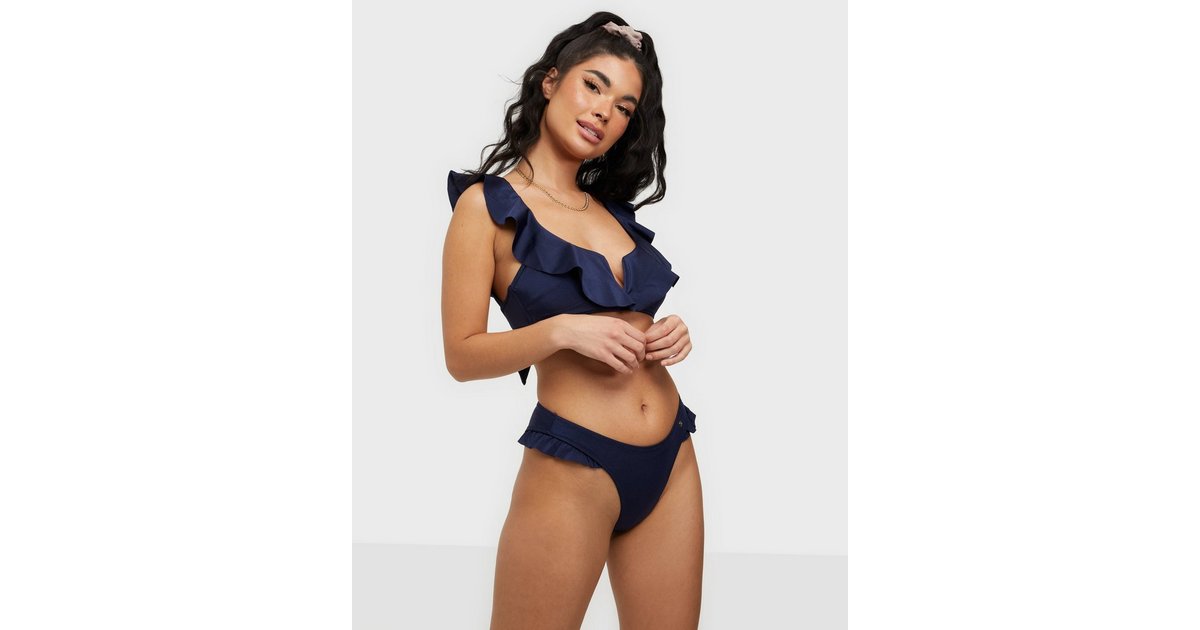 only onldana ruffle set