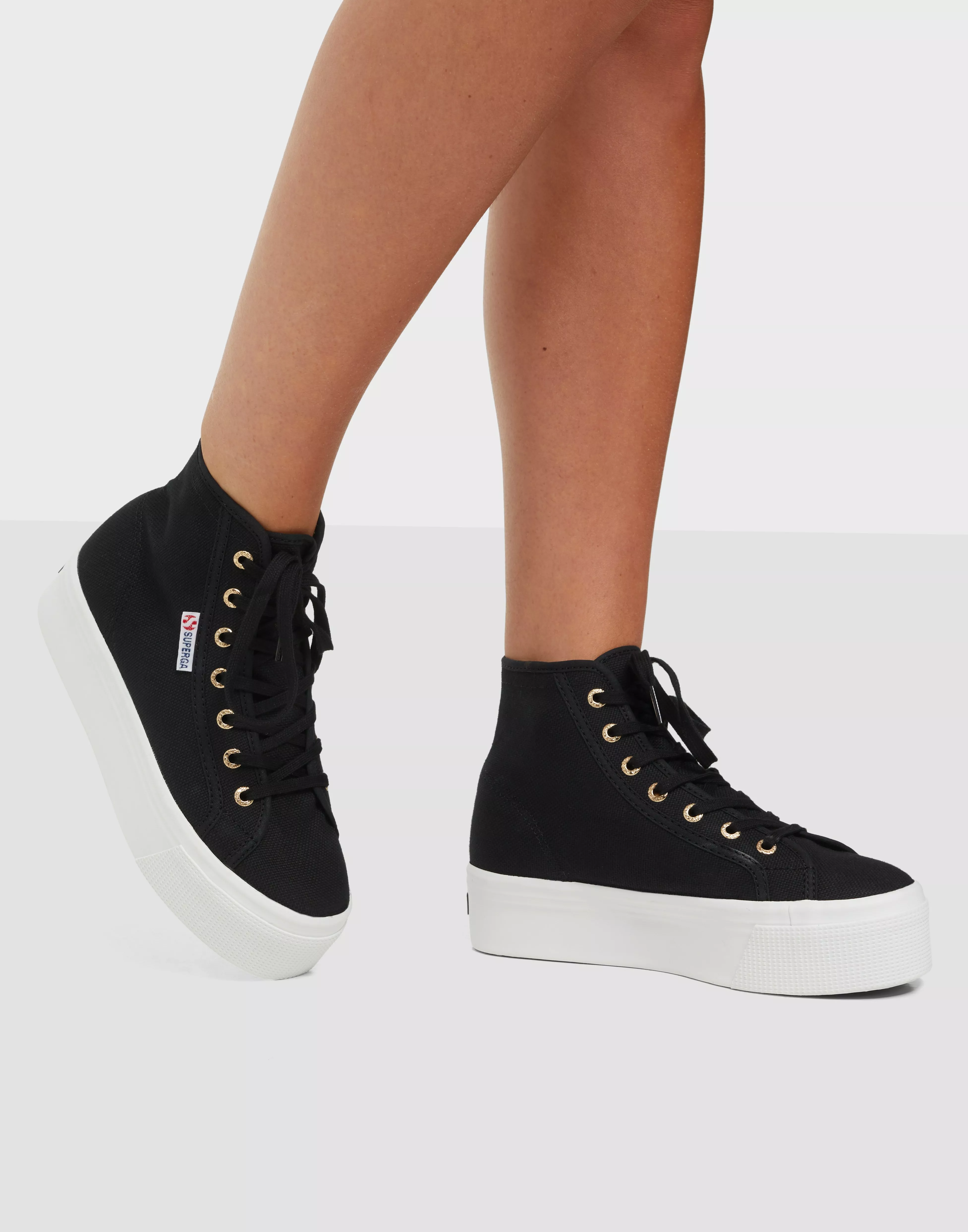 Black high sale top supergas