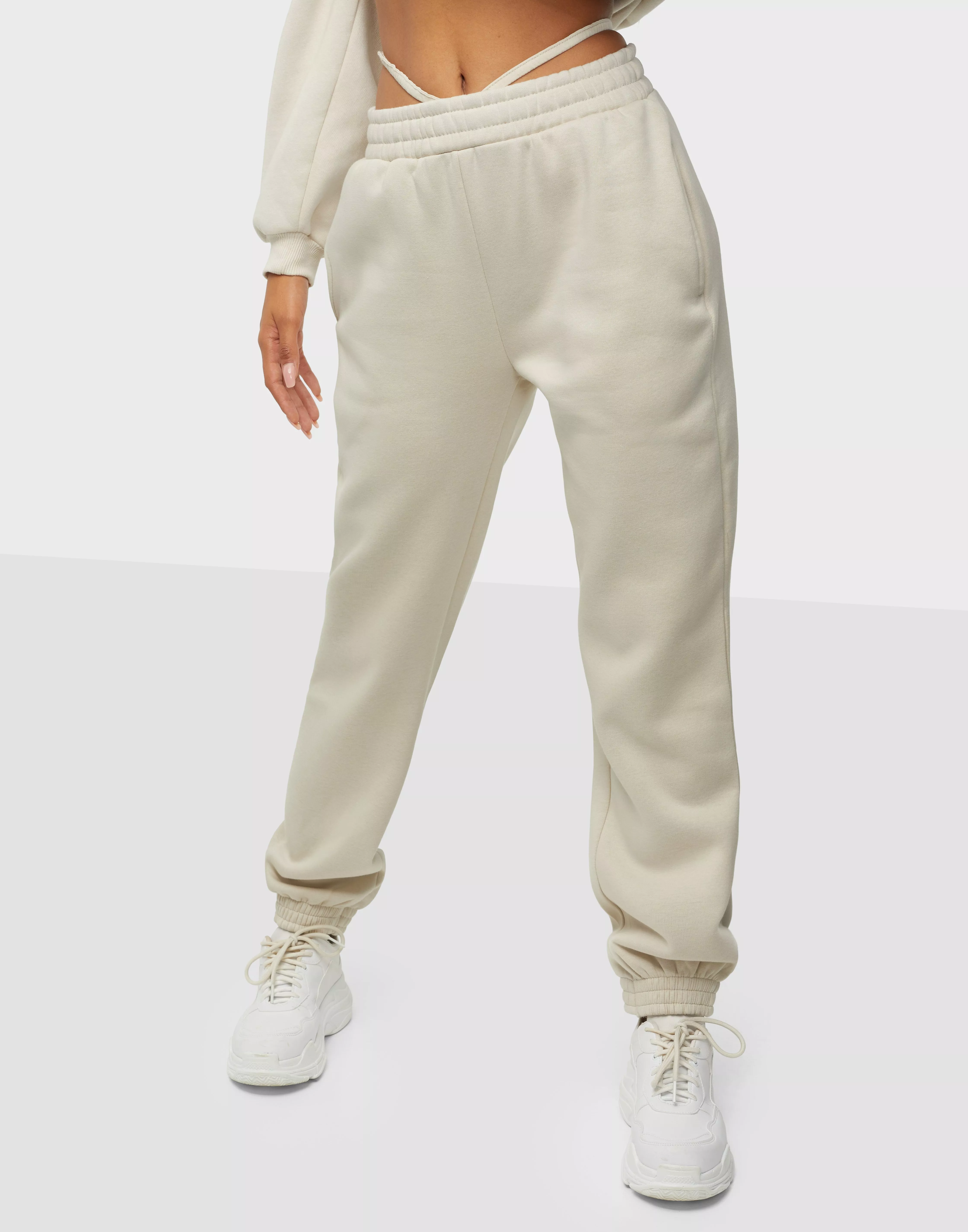 Sweatpants cheap with straps