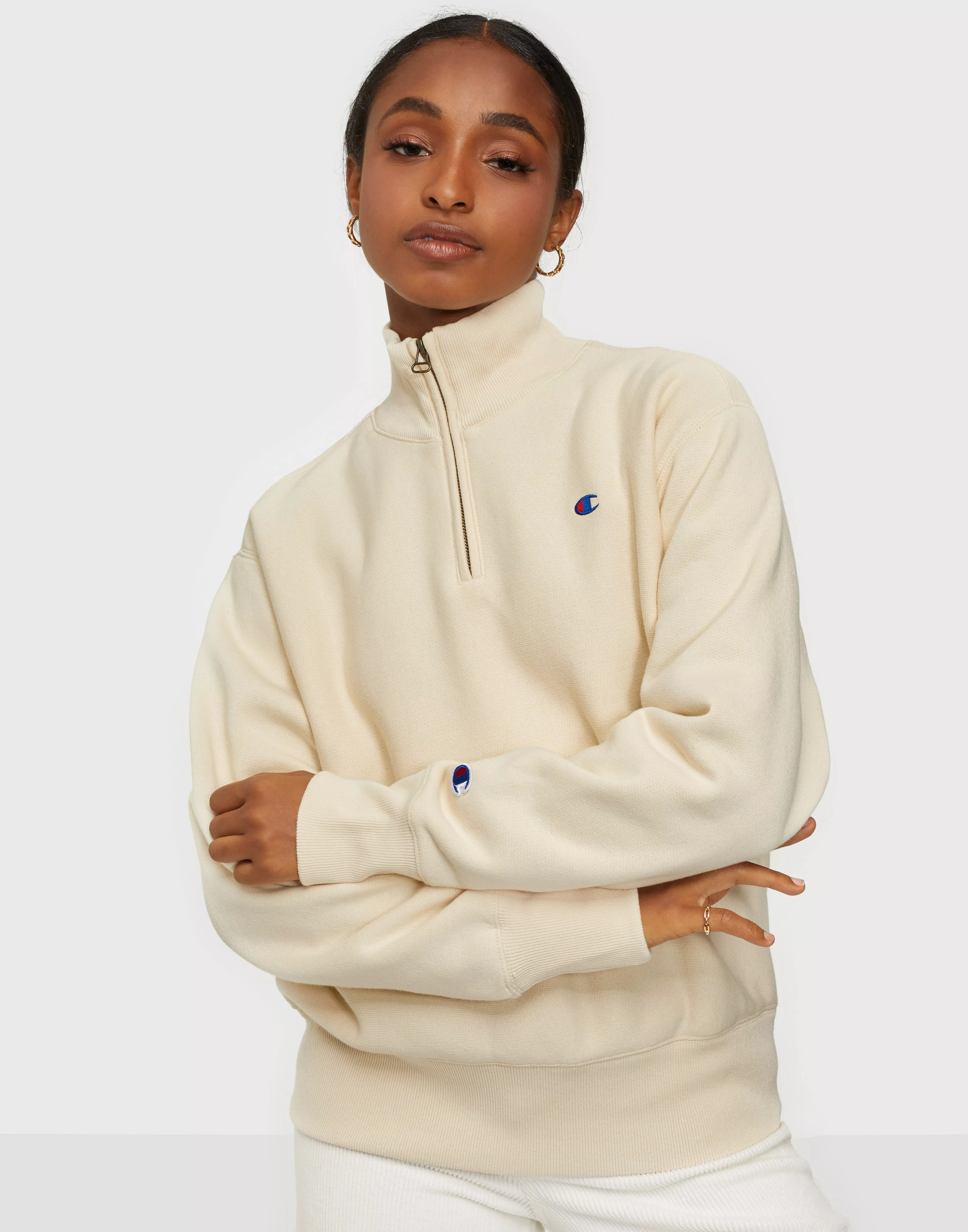 Champion sweater cream queen best sale