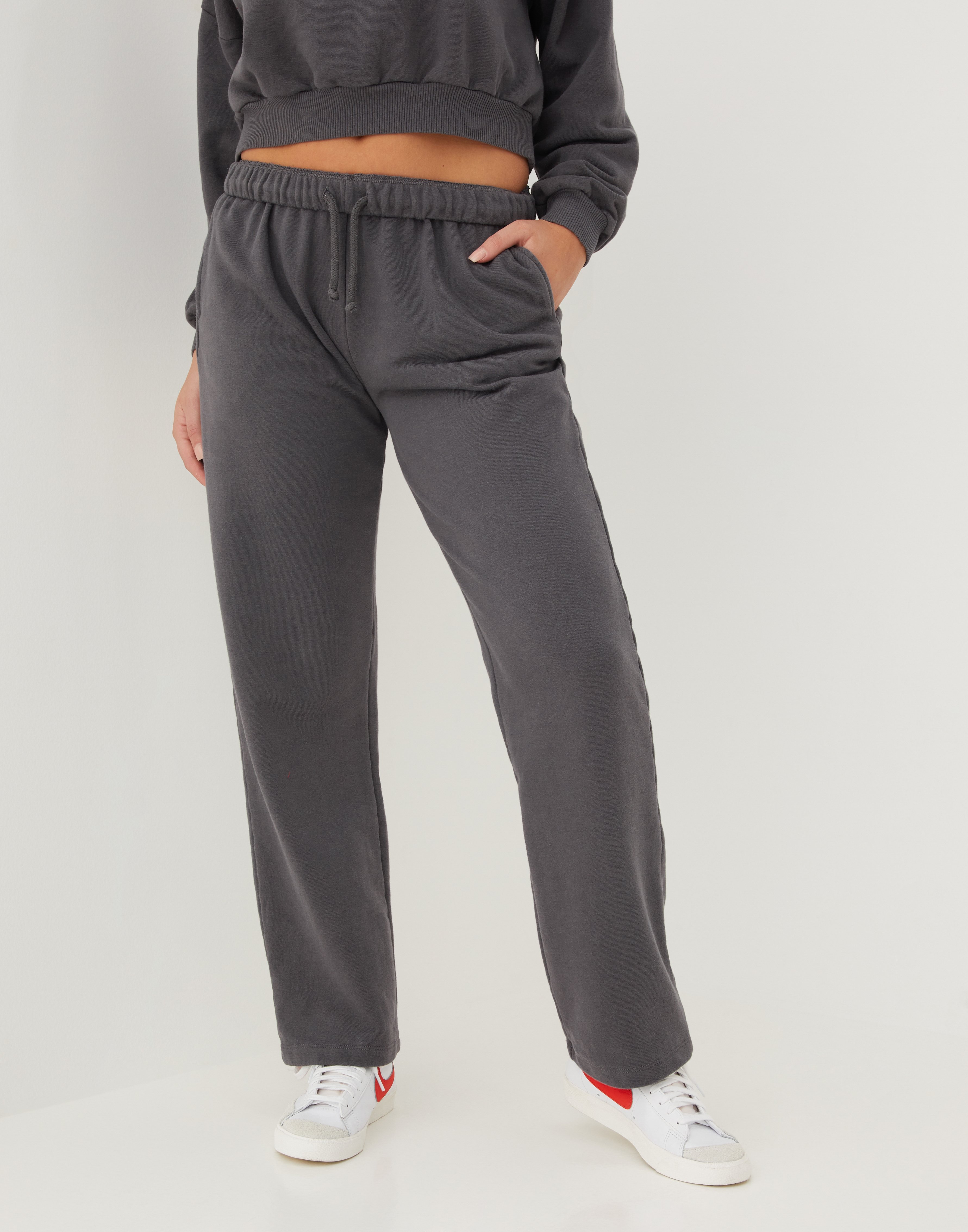 belt strapped joggers