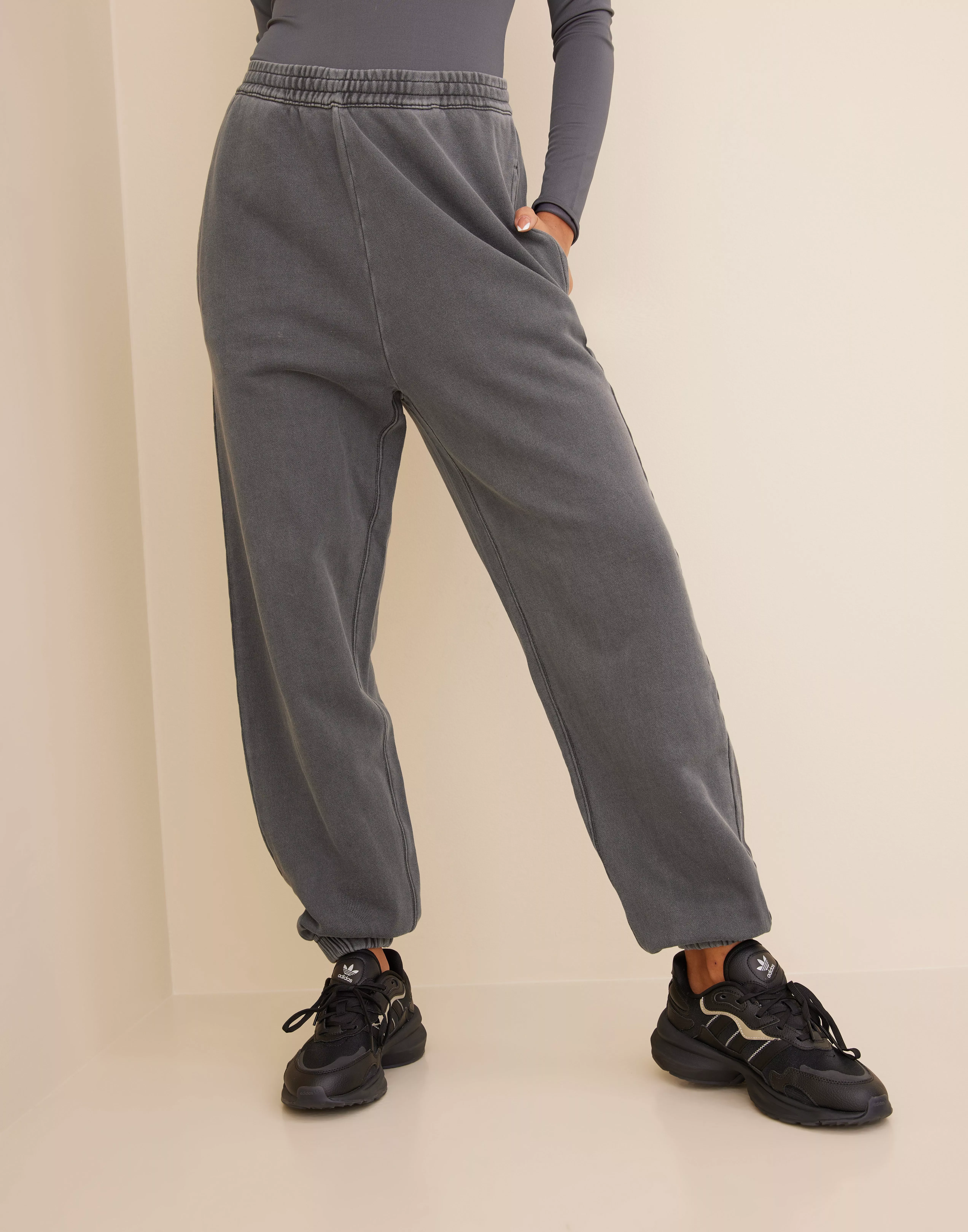 Carhartt shop wip sweatpants