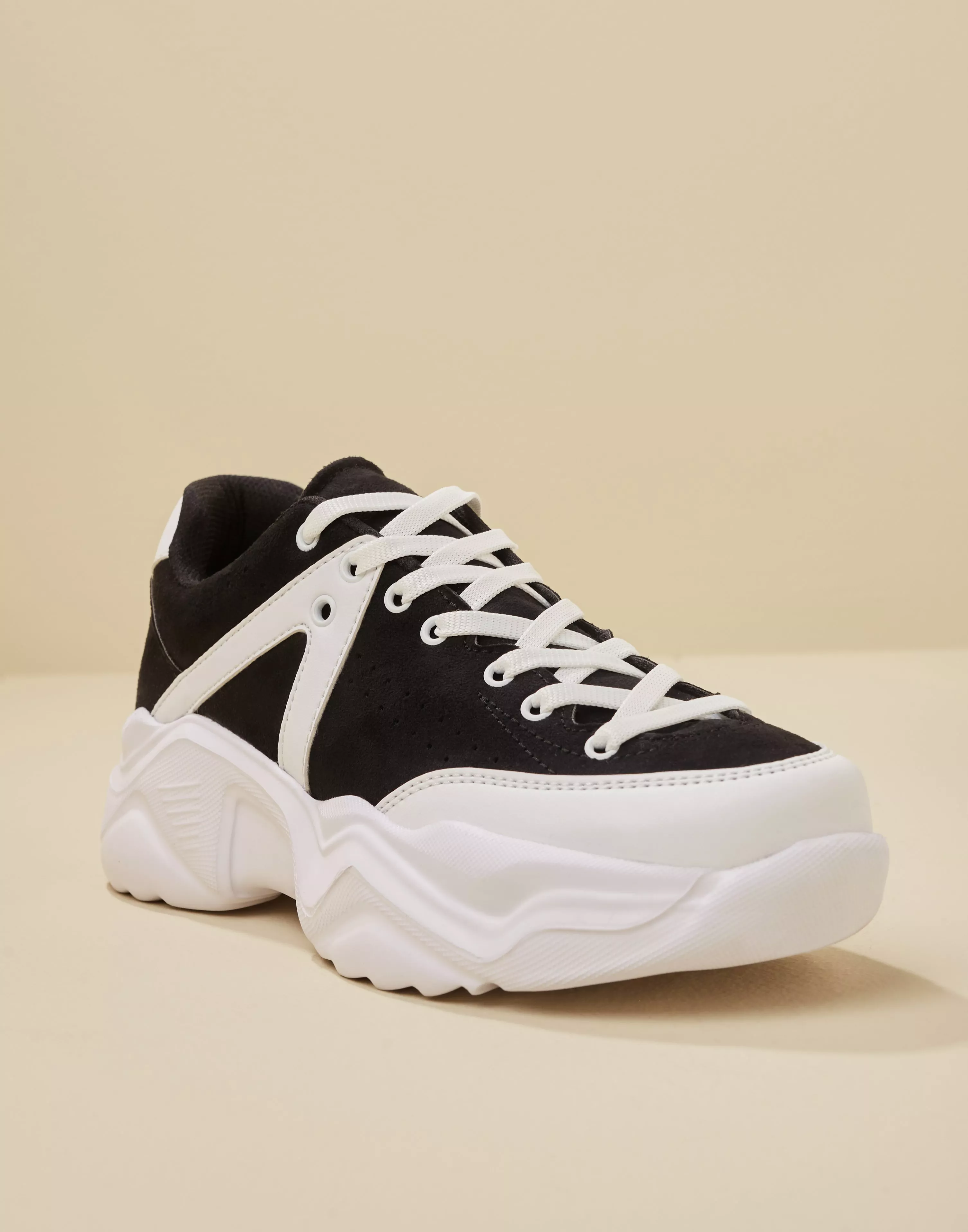 Chunky clearance sneakers nelly