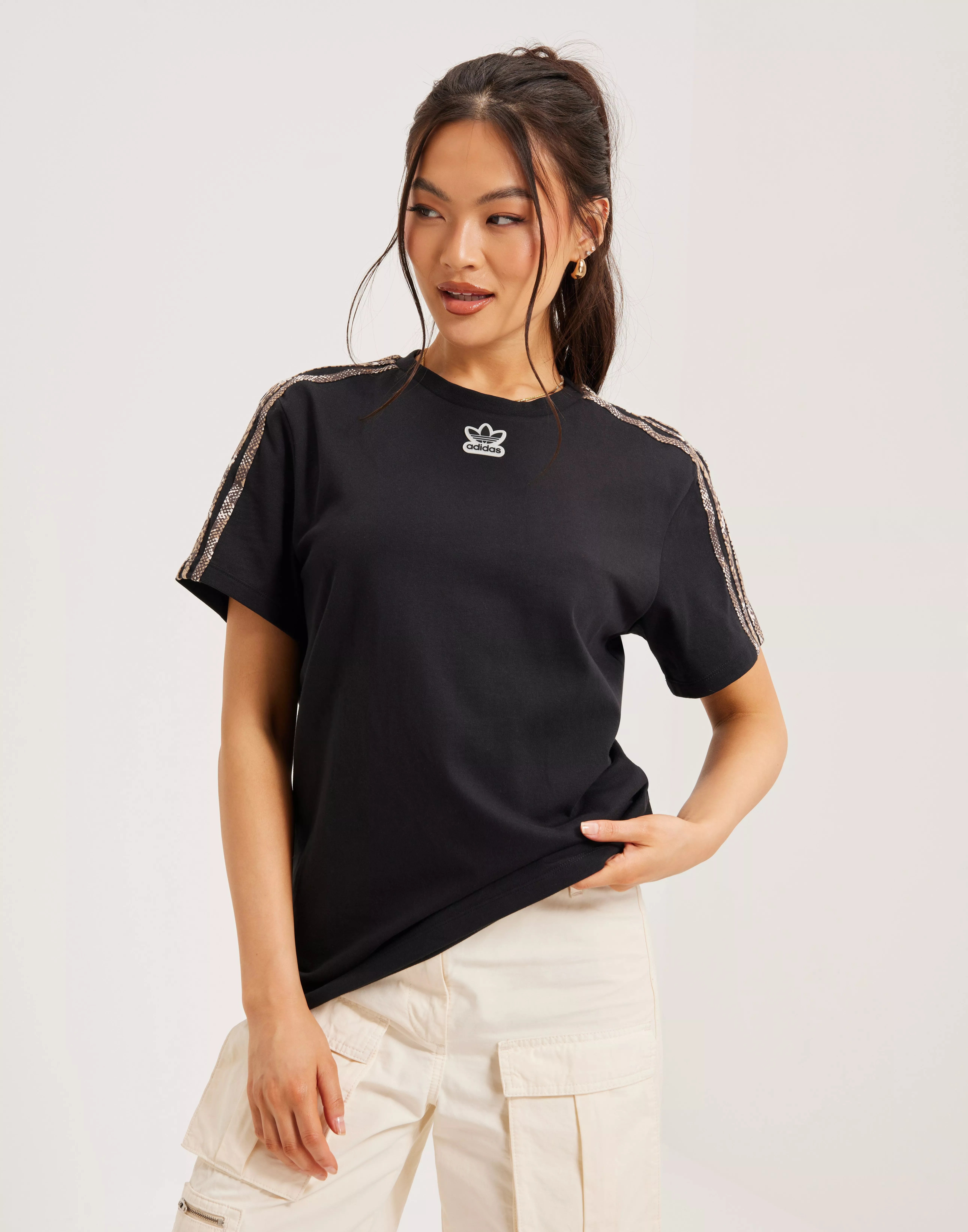 Adidas store snake shirt