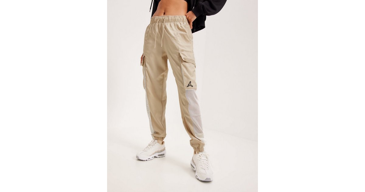 Buy Nike W J ESSEN UTILITY PANT COR - Sand | Nelly.com