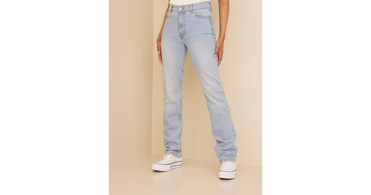 propeller betrayal Saturate Straight-cut jeans | Woman | Buy online at Nelly.com