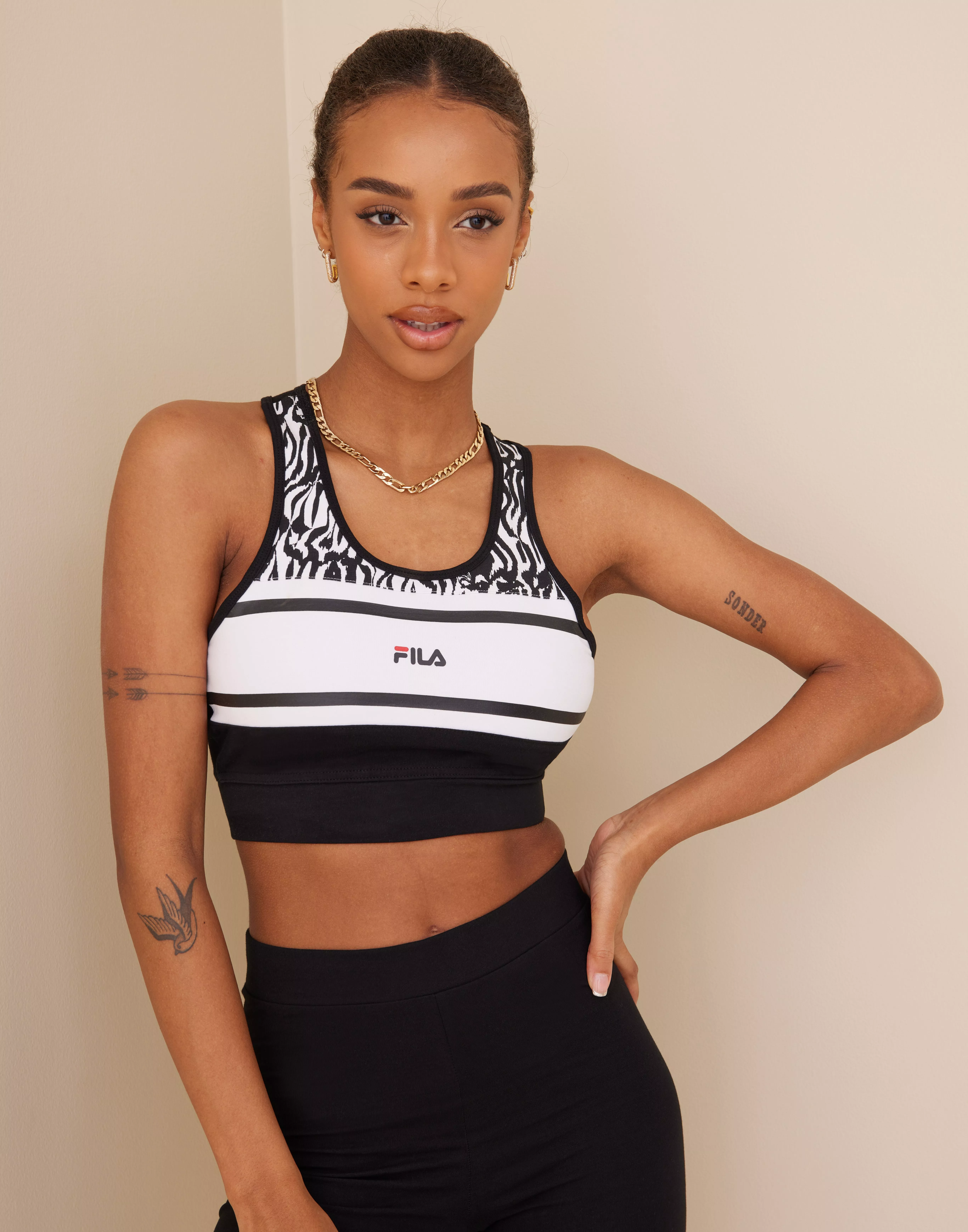 vermomming halfgeleider Minachting Buy Fila BRAGA cropped top - Multi | Nelly.com