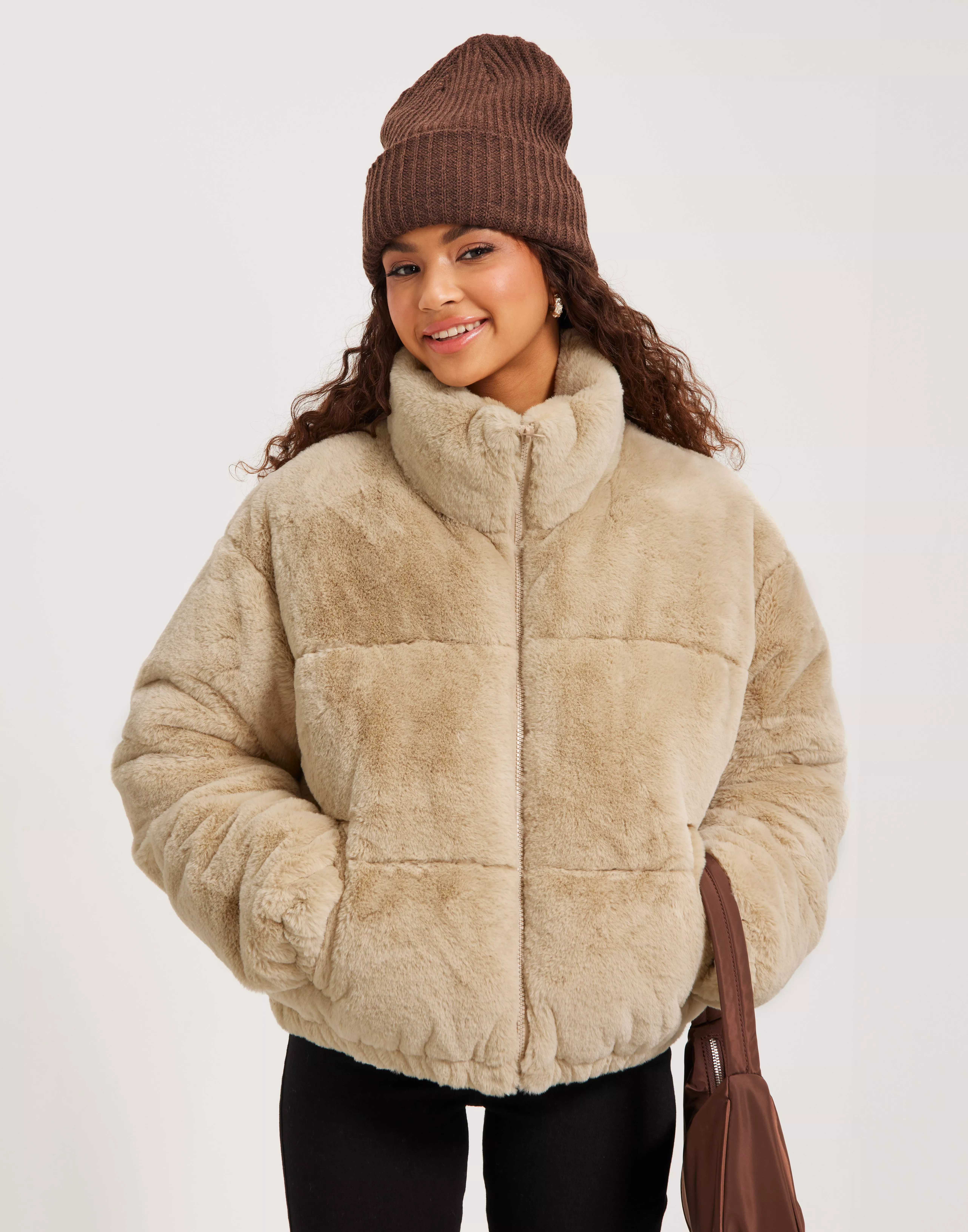 Puffy fur coat nelly best sale