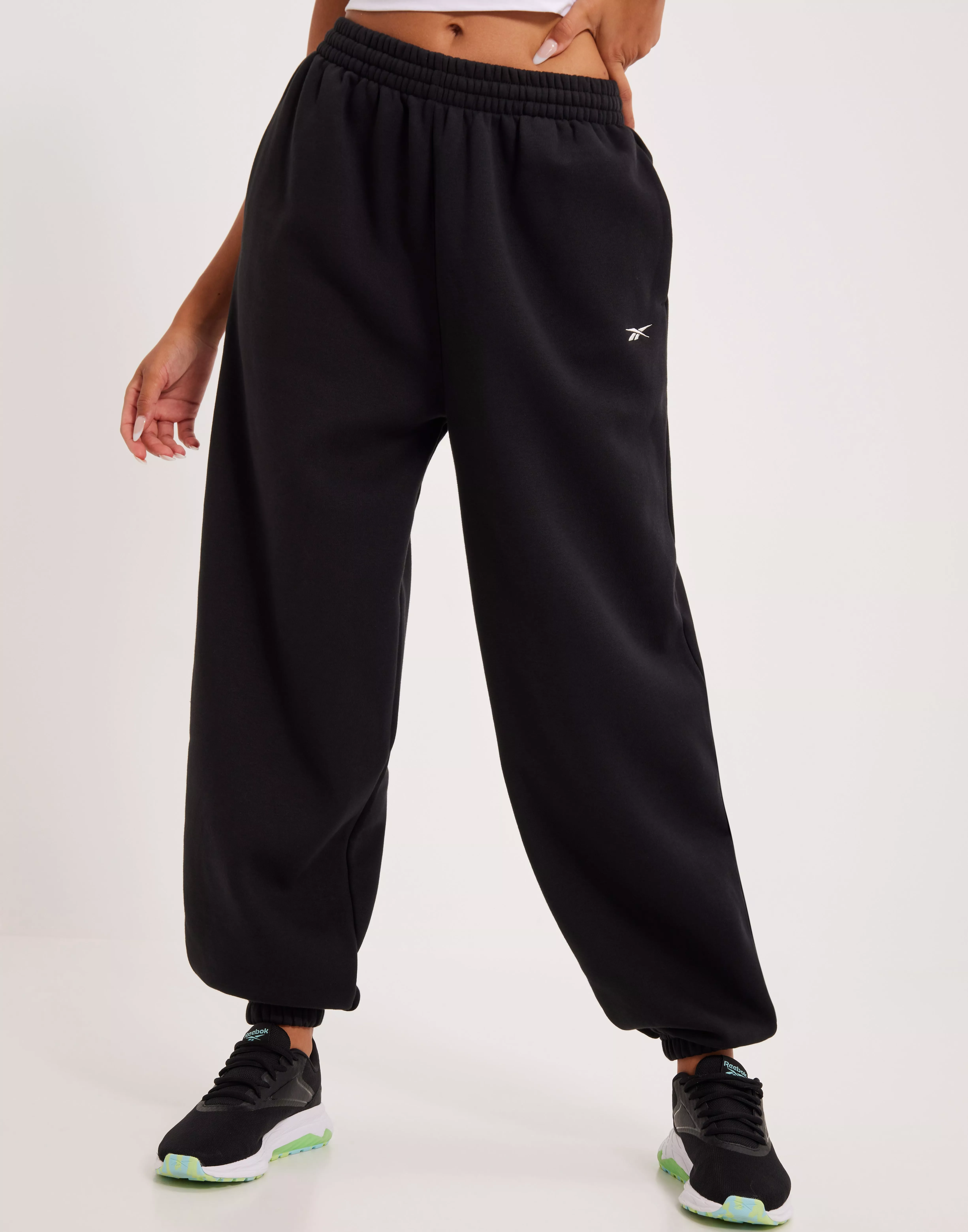 Reebok sweatpants womens clearance black