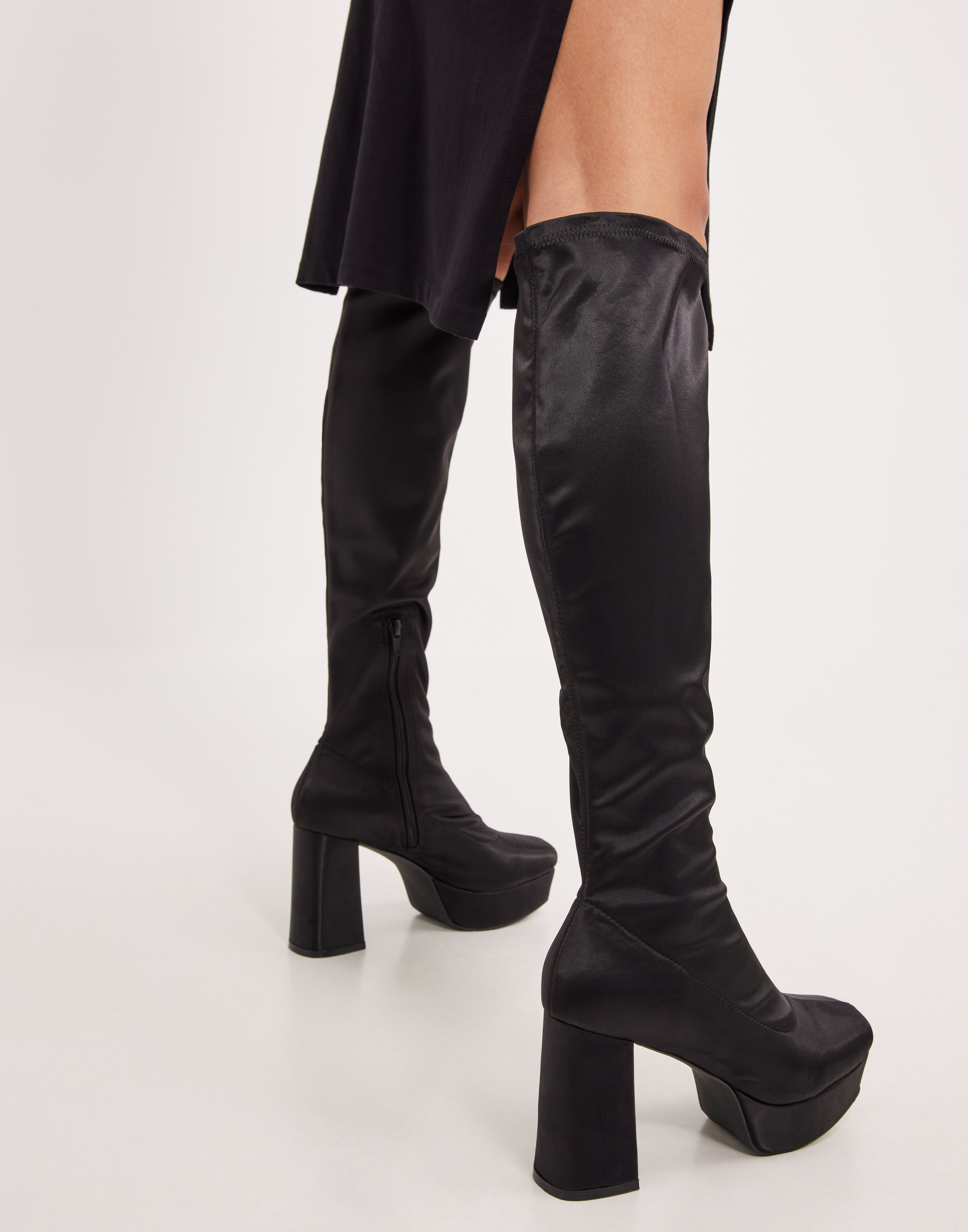 under the knee platform boots