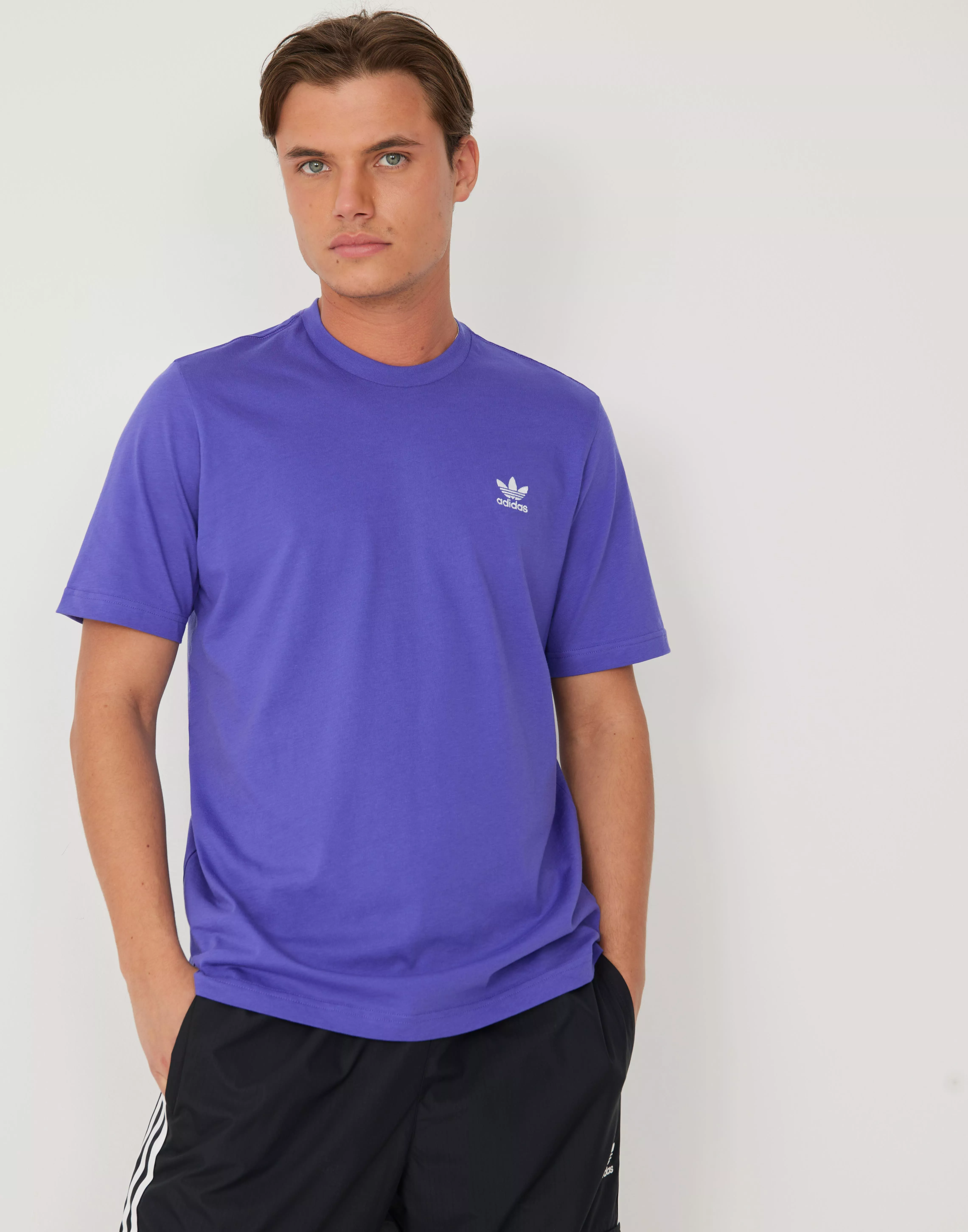 Adidas originals t outlet shirt cheap