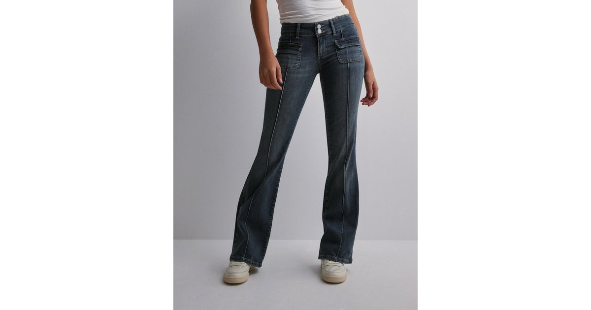 Washed Low Waist Flare Jeans - Wishupon